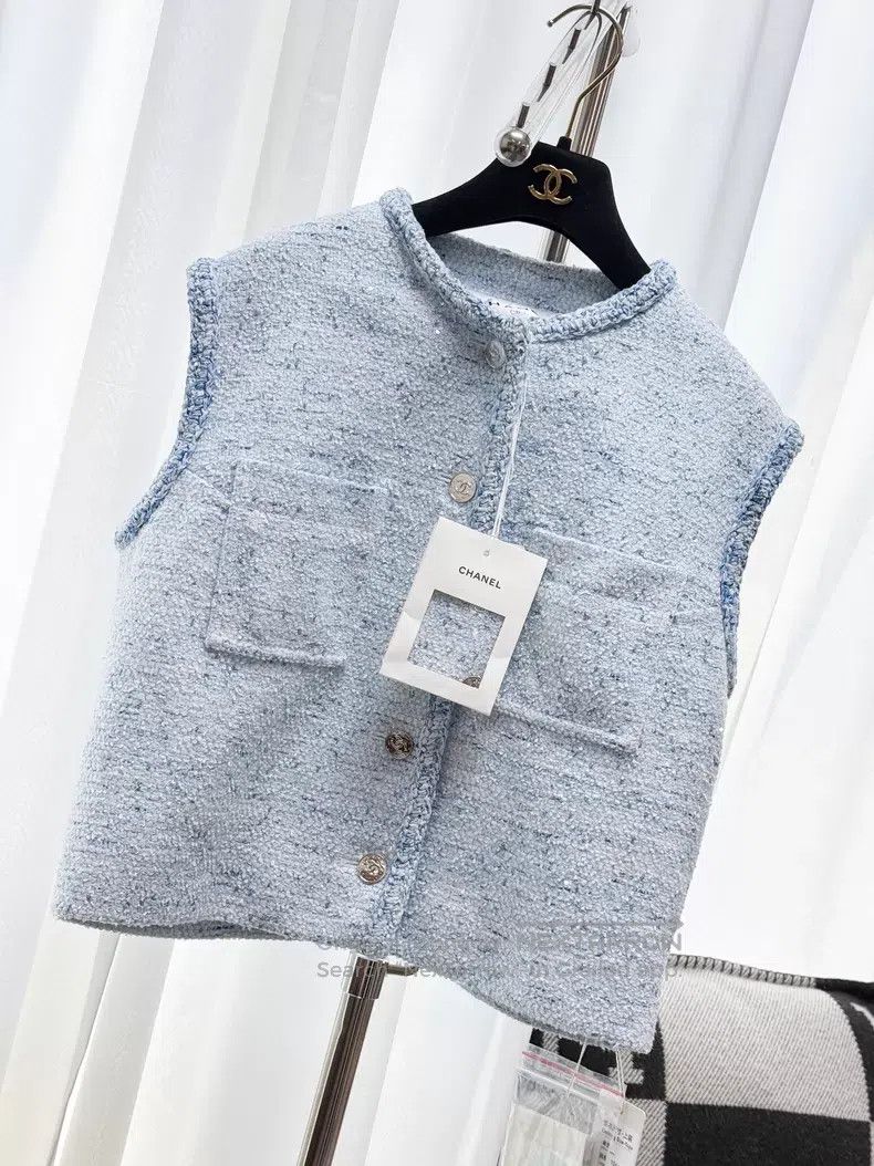 Chanel Chanel Sequined tweed vest jacket Size XXS / US 00 / IT 34 - 2 Thumbnail