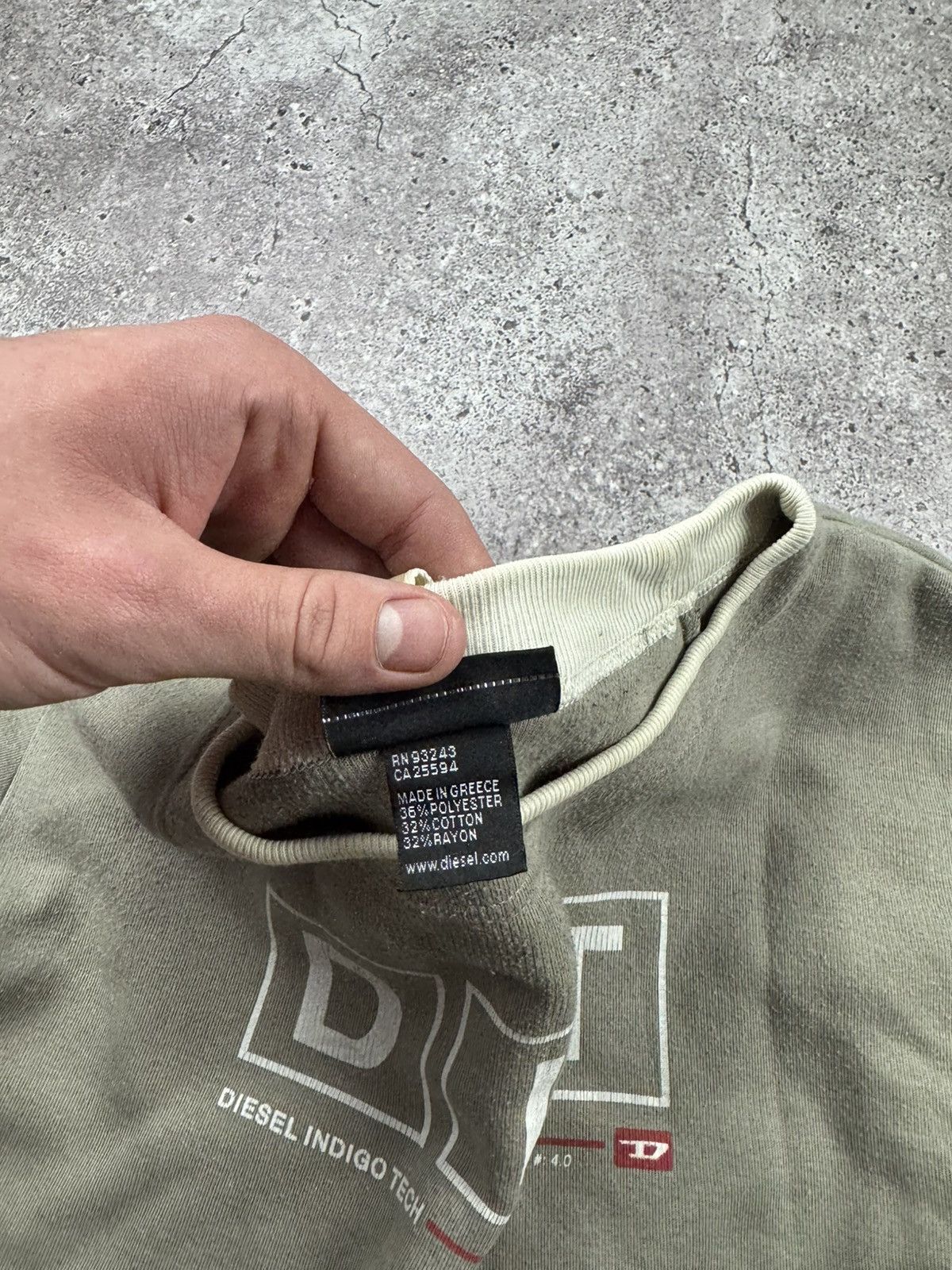 Diesel Rare Vintage Sweatshirt Diesel Indigo Tech Centr logo Y2K Size US L / EU 52-54 / 3 - 7 Thumbnail
