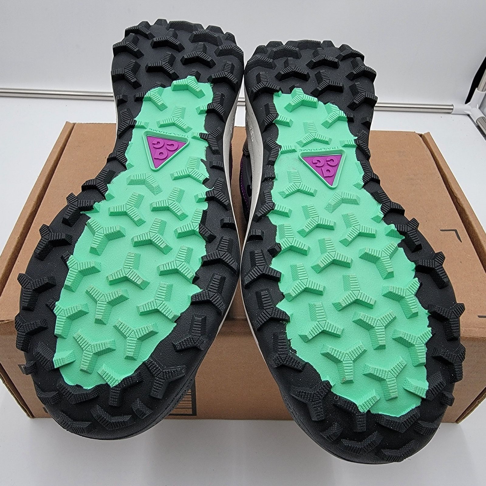 Nike Nike ACG Lowcate Smoke Grey Vivid Purple - Size 5.5 (125) Size US 5.5 / IT 35.5 - 5 Thumbnail