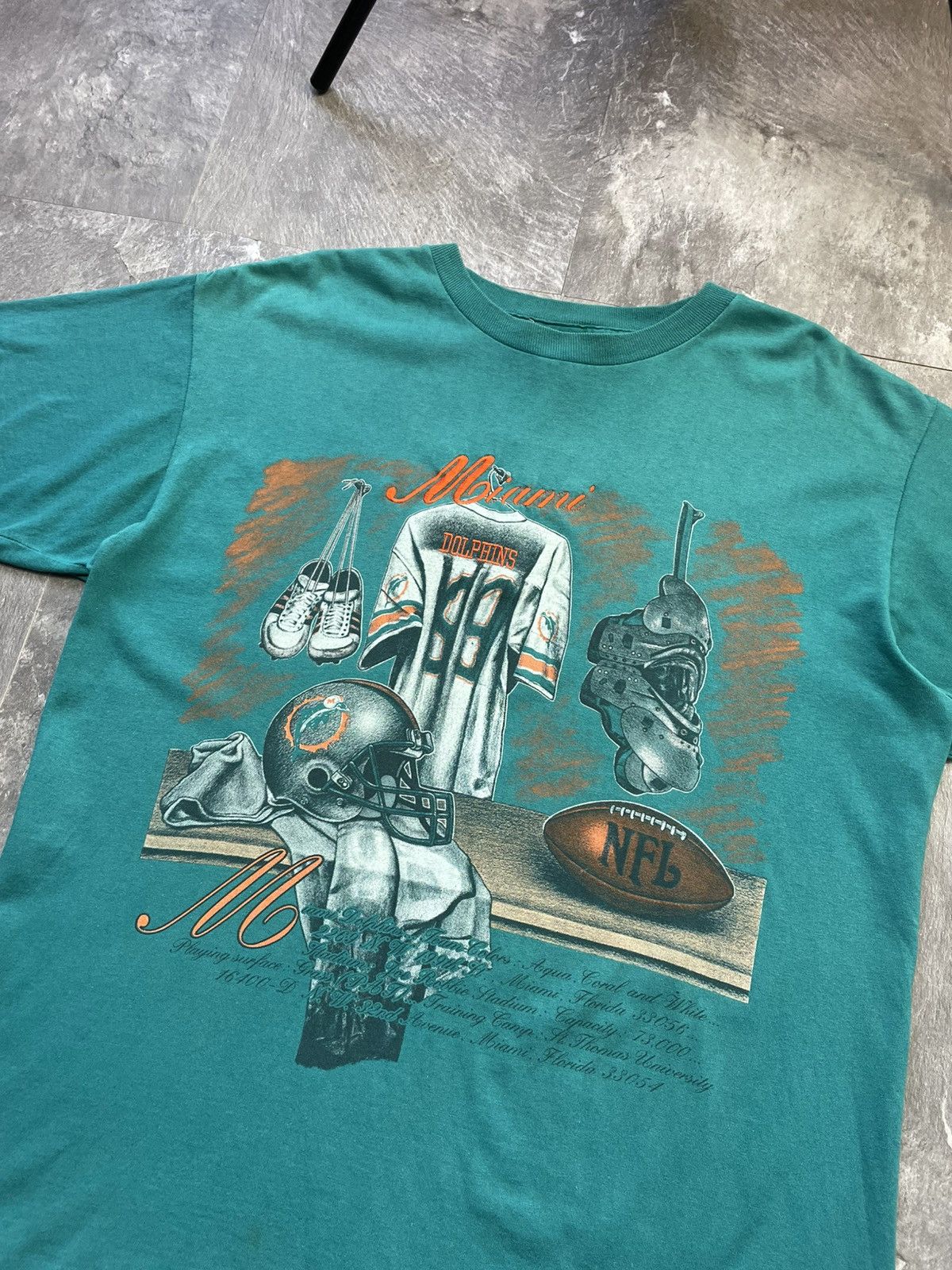 Nutmeg Vintage 90s Miami Dolphins NFL T Shirt Nutmeg Made In USA Size US XL / EU 56 / 4 - 2 Thumbnail