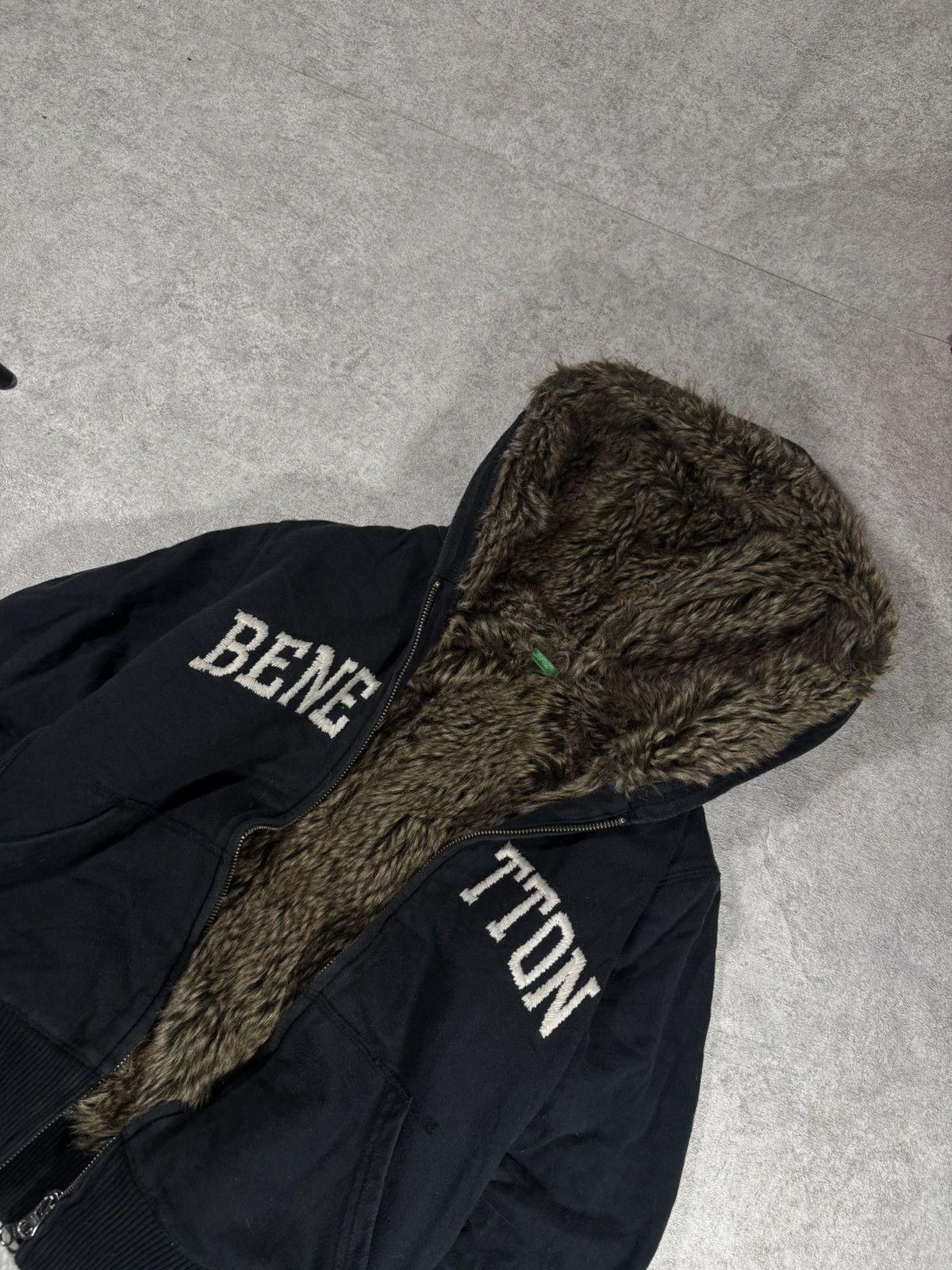 Vintage Benetton Heavy Fur Hoodie IfSixWasNine L.G.B. Aesthetic core Size US S / EU 44-46 / 1 - 2 Thumbnail