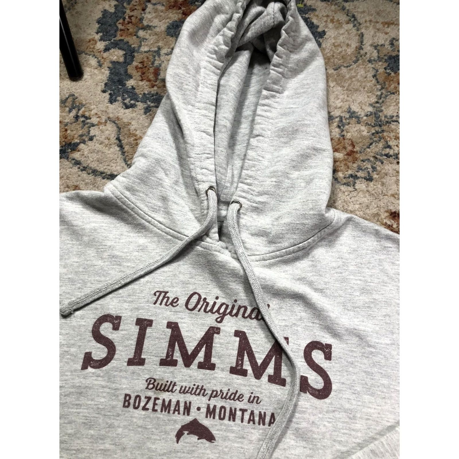 Vintage Simms Hoodie Mens Medium Gray Fleece Pullover Graphic Print Bozeman Montana Fishing Sweatshirt Size US M / EU 48-50 / 2 - 6 Thumbnail
