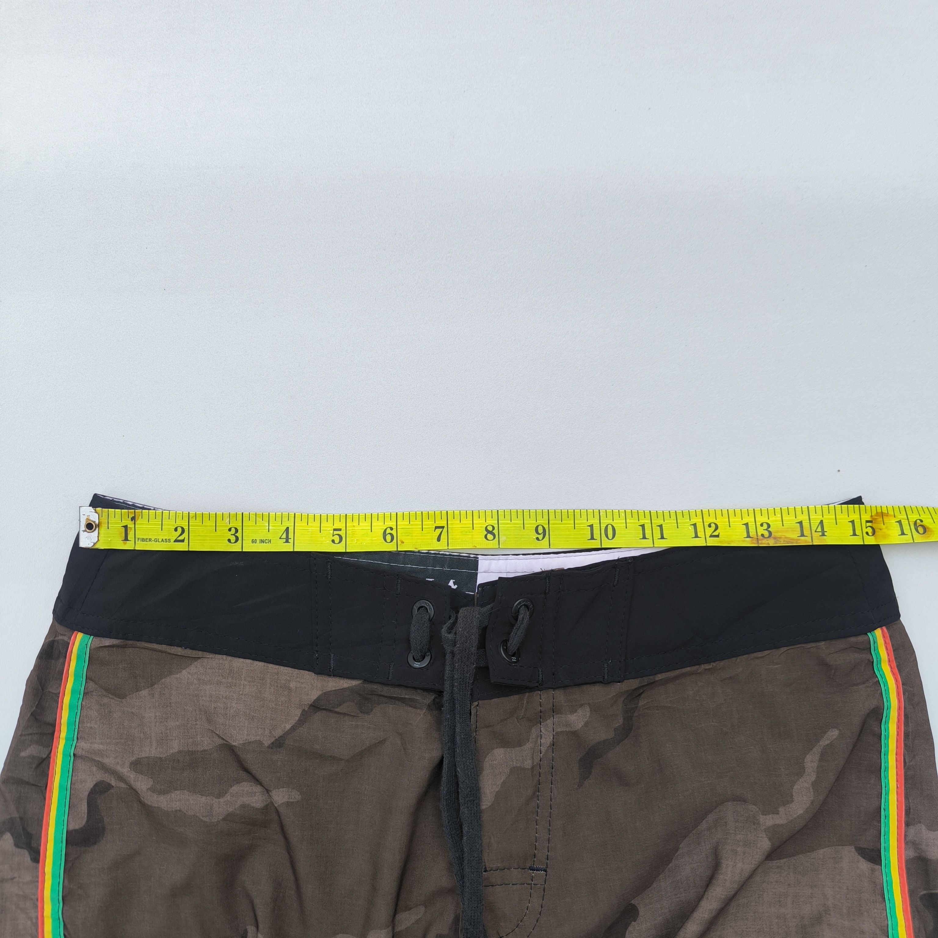 Billabong Billabong X Bob Marley Board Shorts regge Size US 30 / EU 46 - 11 Thumbnail