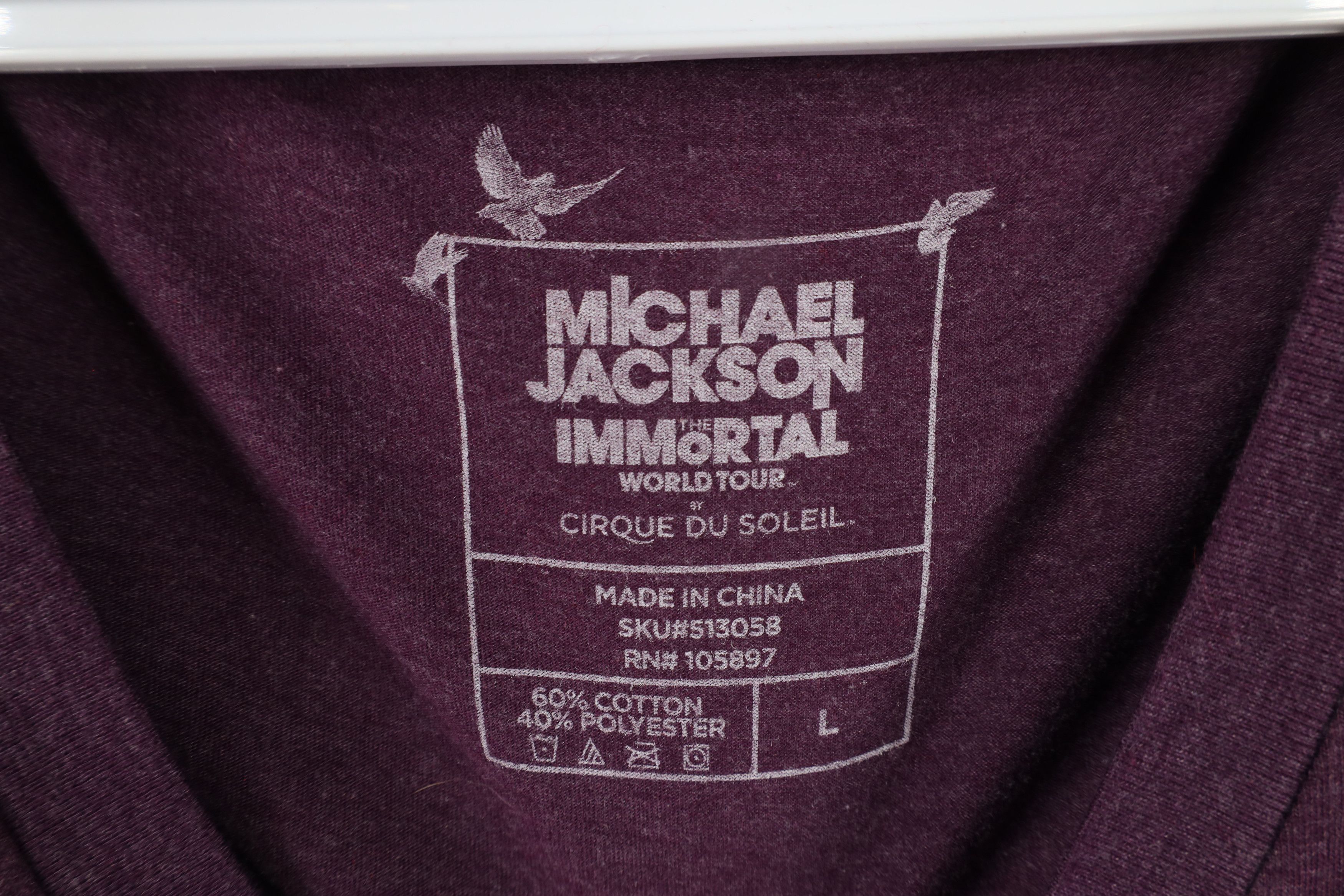 Vintage Cirque Du Soleil Michael Jackson Immortal V-Neck T-Shirt Size L / US 10 / IT 46 - 10 Thumbnail