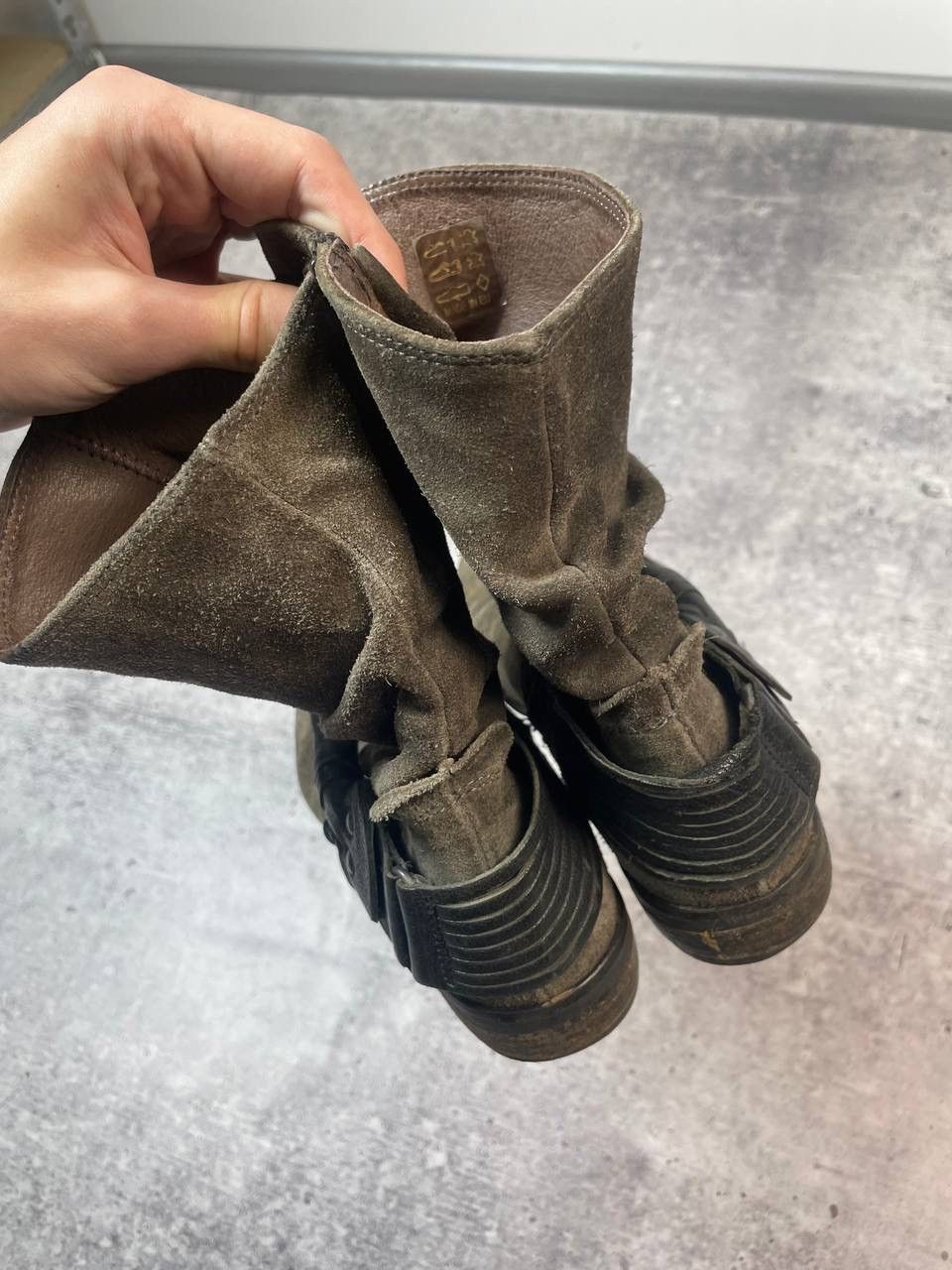 A.S.98 Vintage Lab Artigiana AS98 Style Suede Ankle Belt Boots Y2K Size US 9 / IT 39 - 7 Thumbnail