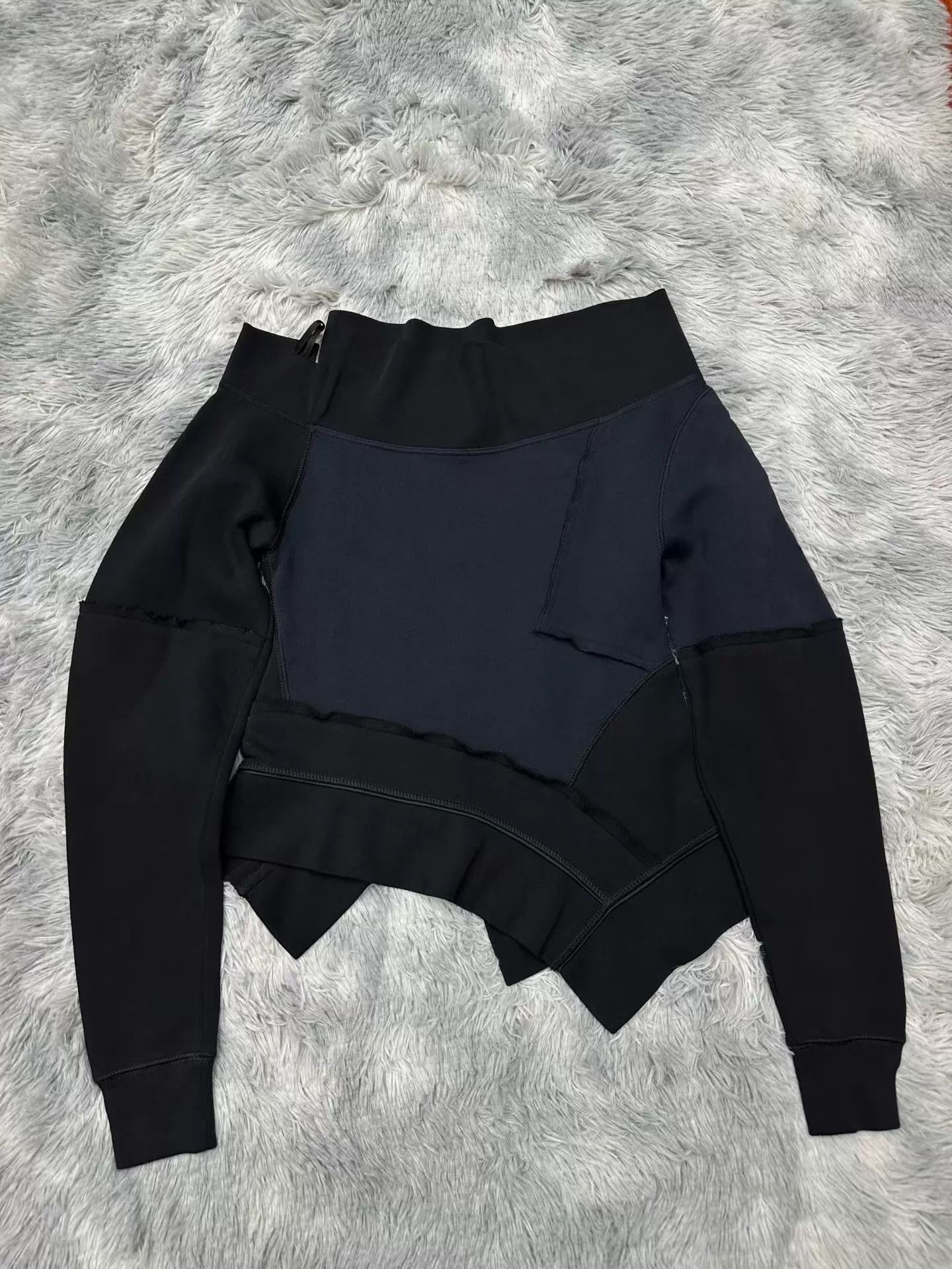 Burberry Burberry Runway Asymmetric Sweatshirt S Unworn Size S / US 4 / IT 40 - 1 Thumbnail
