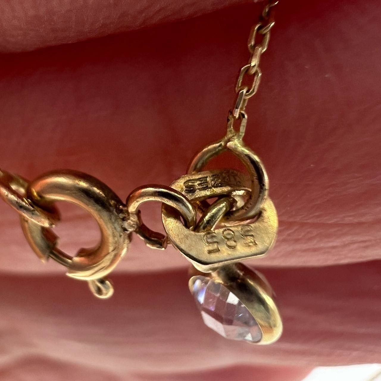 Other Delicate 14K yellow gold necklace with leaf design Size ONE SIZE - 8 Thumbnail