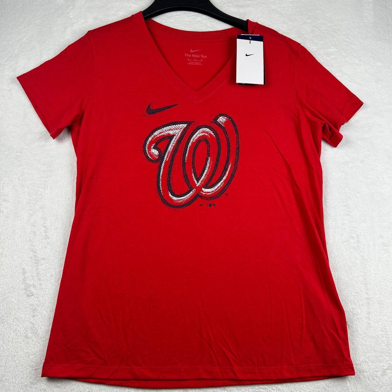 Nike Washington Nationals Shirt Women Medium Red V-Neck New M Size M / US 6-8 / IT 42-44 - 1 Thumbnail