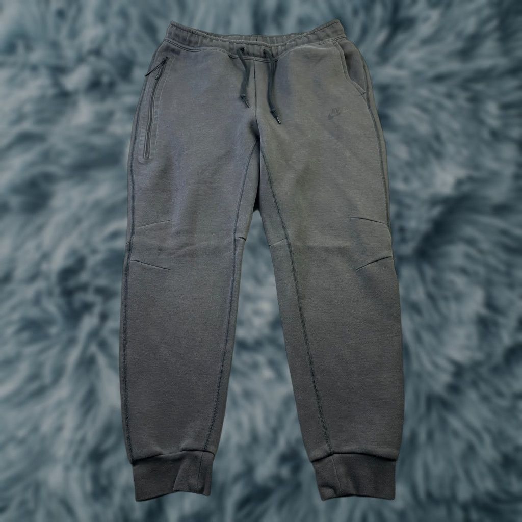 Nike Nike Tech Fleece Pants Mens Large Black Jogger Sweatpants Slim Tapered Pockets Adjustable Waist 32in Inseam 28in Size US 33 - 1 Thumbnail