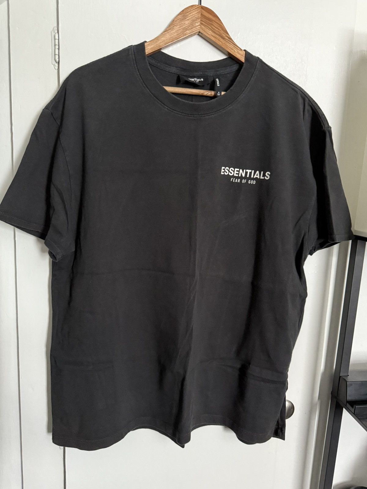 Essentials × Fear of God Essentials Fear of God Photo Tee Size US M / EU 48-50 / 2 - 1 Thumbnail