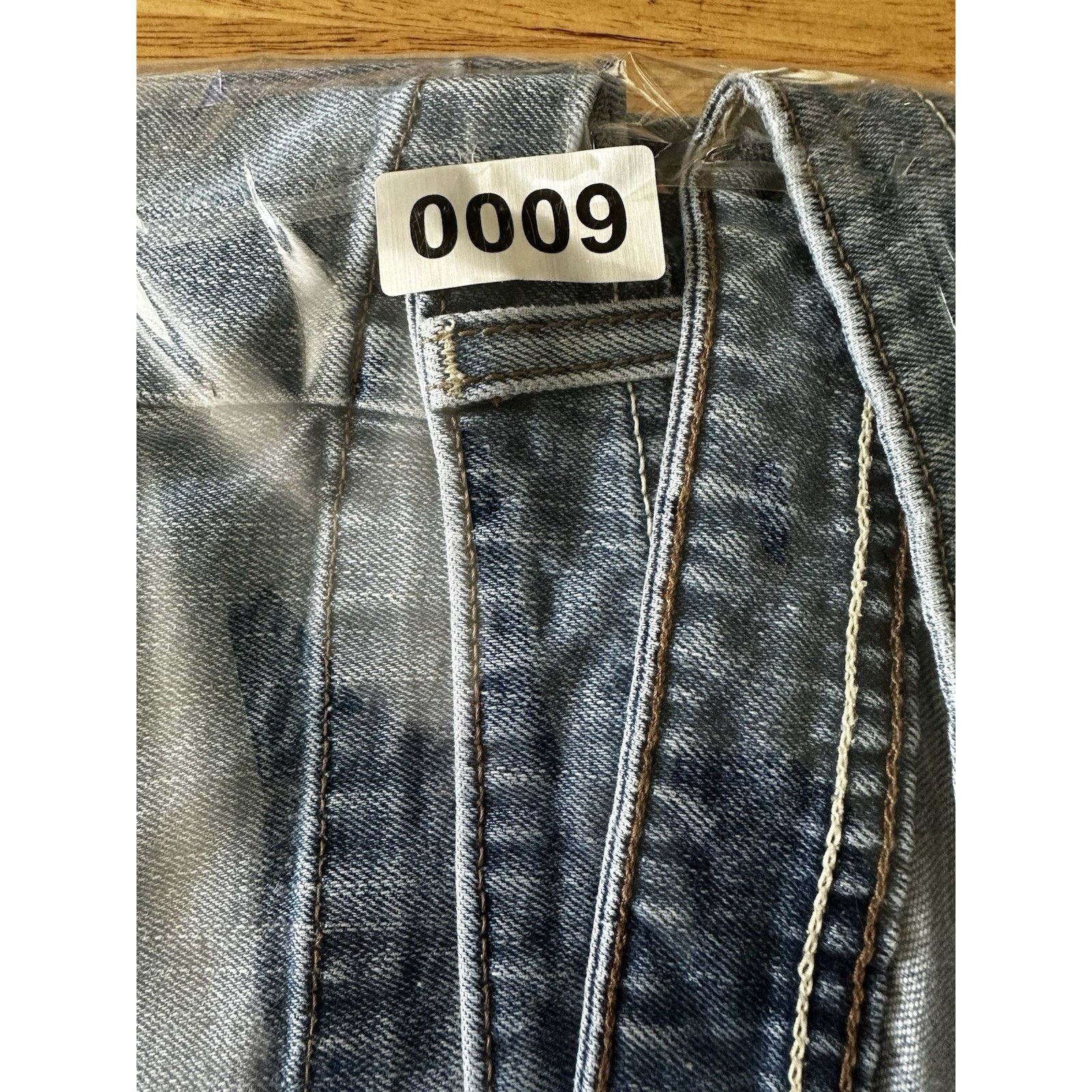 Lee Lee Lower on the Waist, Denim Jean Shorts 16M Grandma VTG Size 38" / US 16 / IT 52 - 11 Thumbnail