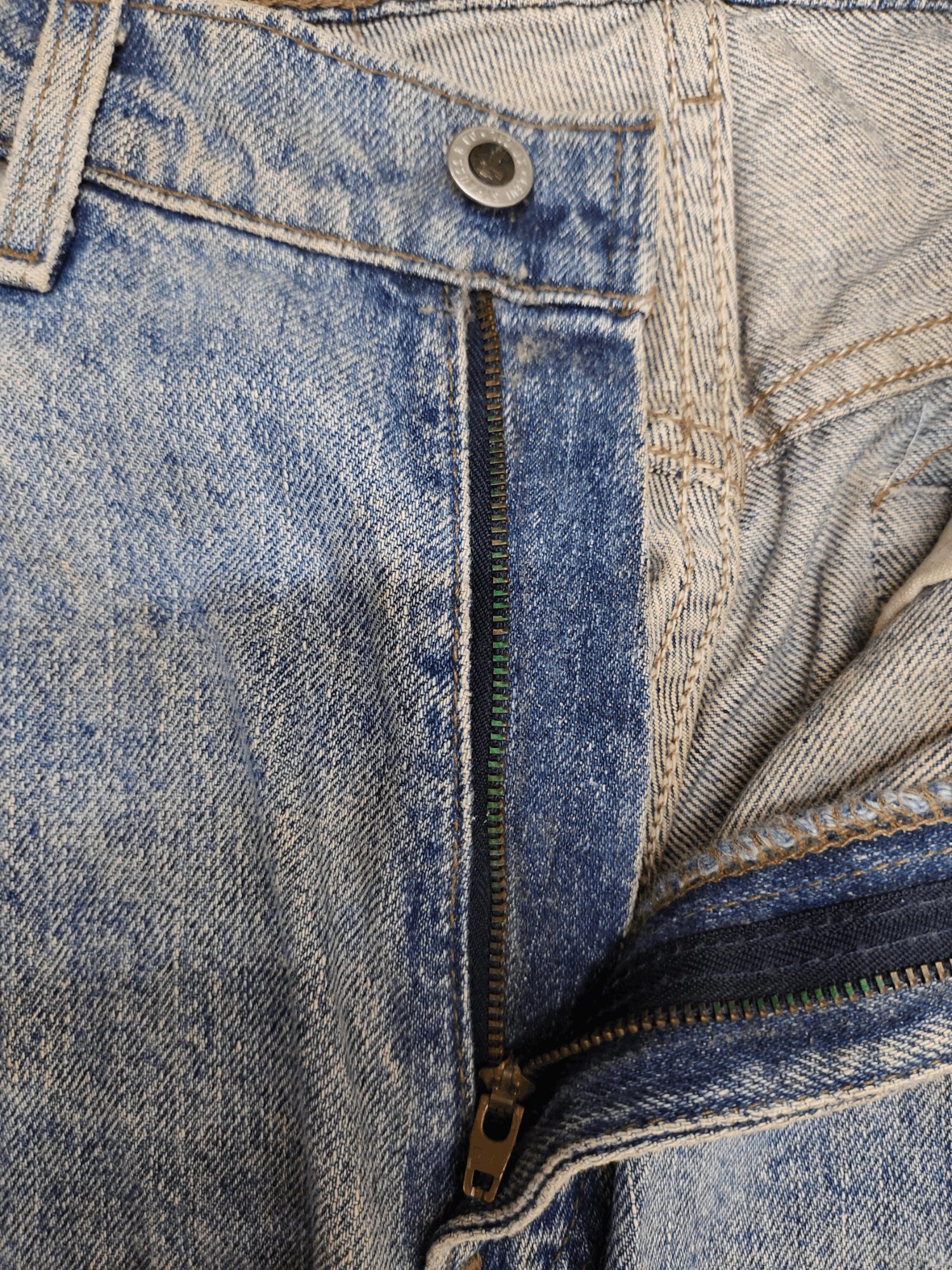 Levi's Vintage Clothing 90s Baggy Loose Jeans Levis Silvertab Loose Leg Hip Hop Y2k Size US 33 - 16 Thumbnail
