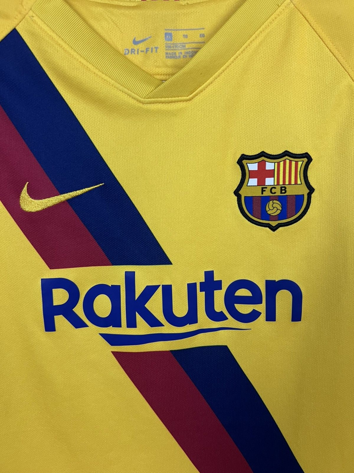 Nike Soccer Jersey 2019/20 Nike Barcelona Size US S / EU 44-46 / 1 - 3 Thumbnail