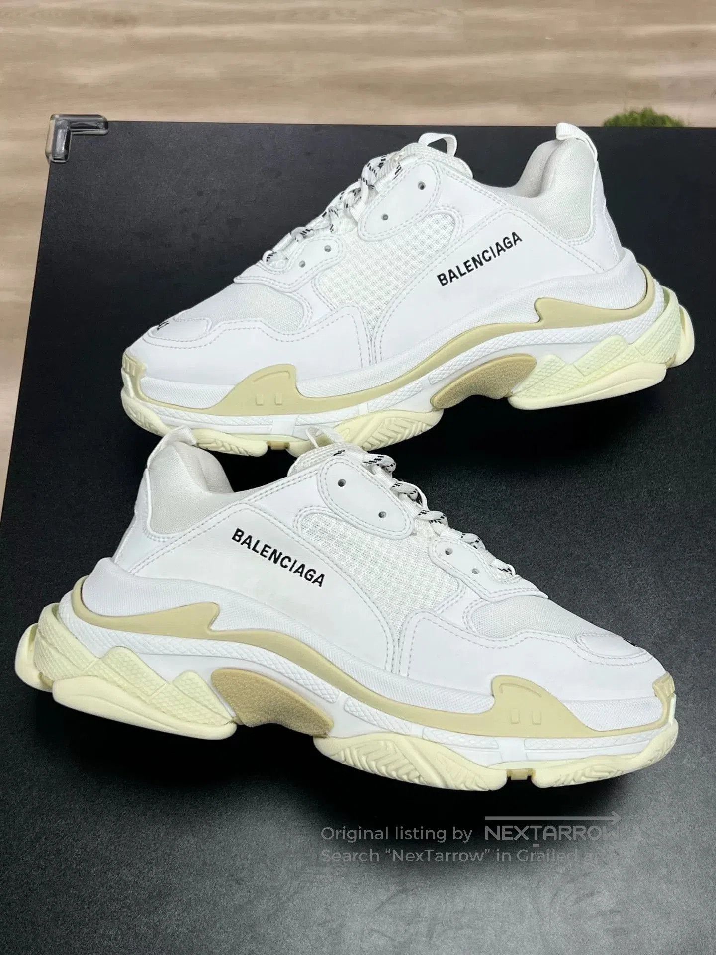 Balenciaga Balenciaga Triple S Sneakers in White and Brown. Size US 9 / EU 42 - 5 Thumbnail