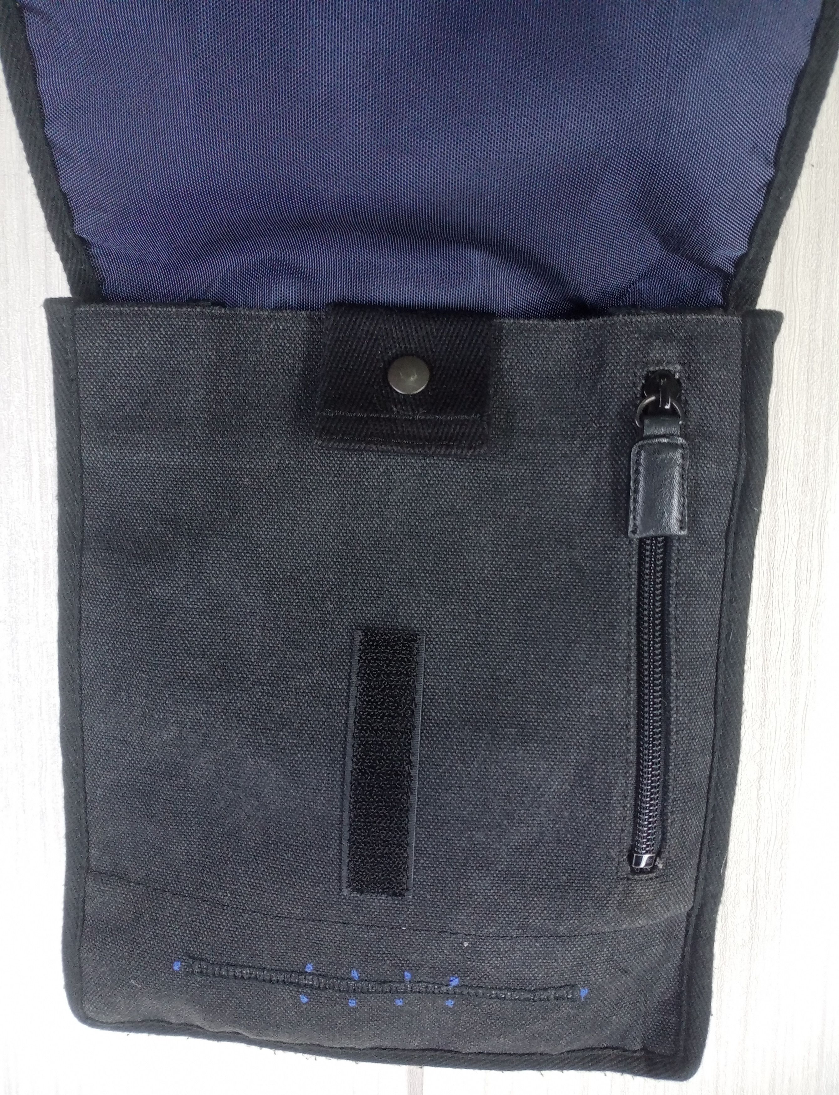 Issey Miyake Vintage Issey Miyake Cross Body Canvas Bag Size ONE SIZE - 5 Thumbnail