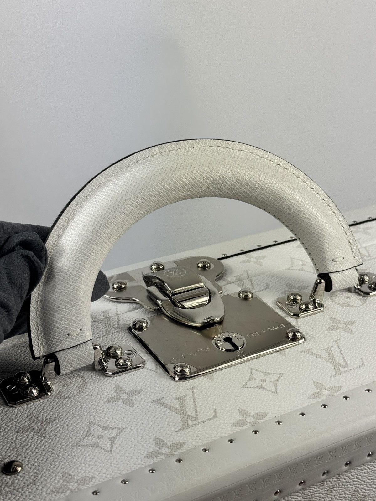 Louis Vuitton Bisten 50 Suitcase Size ONE SIZE - 16 Thumbnail