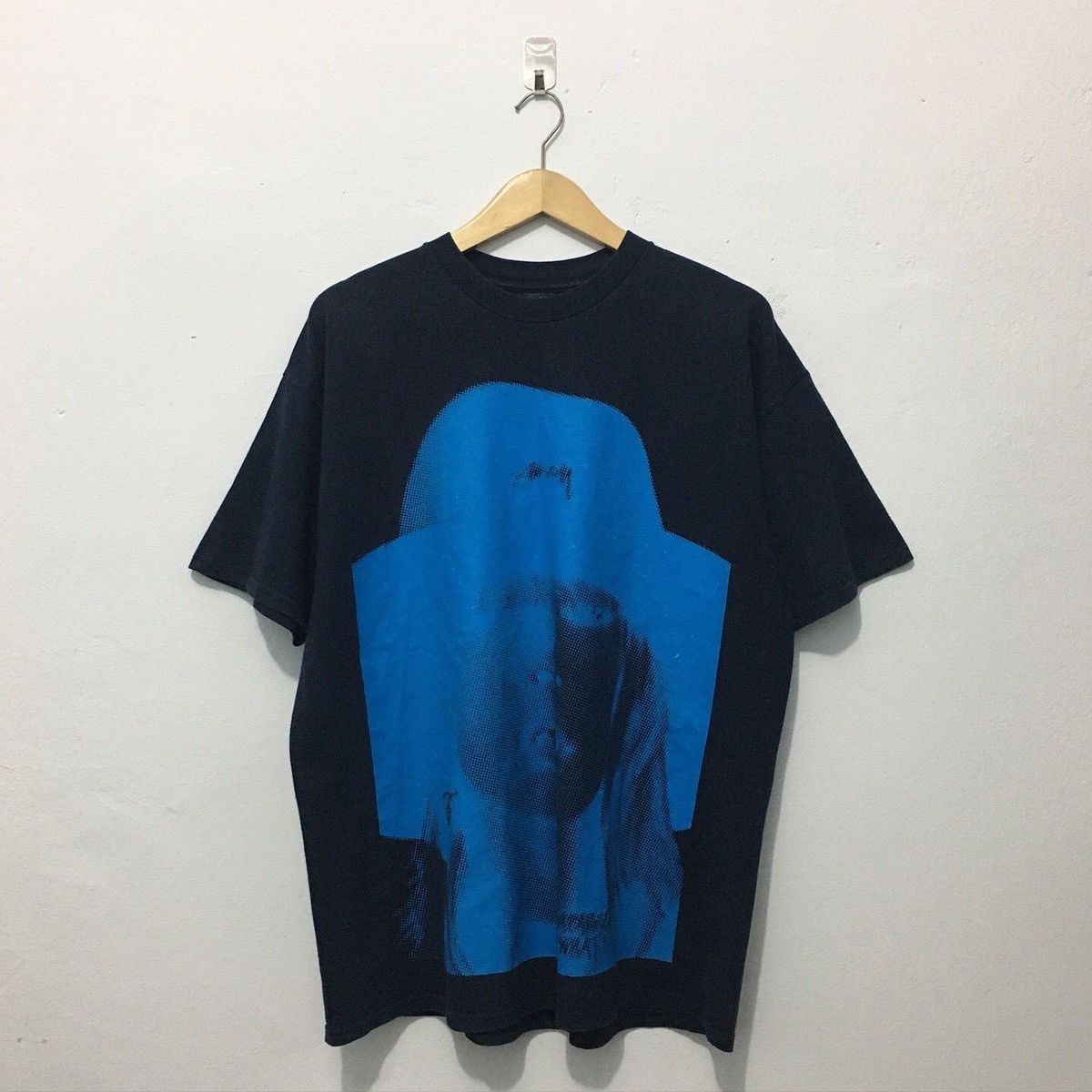 Stussy × Vintage 💥 SOLD 💥 Vintage Stussy Laura Photo Tee Compared To What Size US XL / EU 56 / 4 - 6 Thumbnail