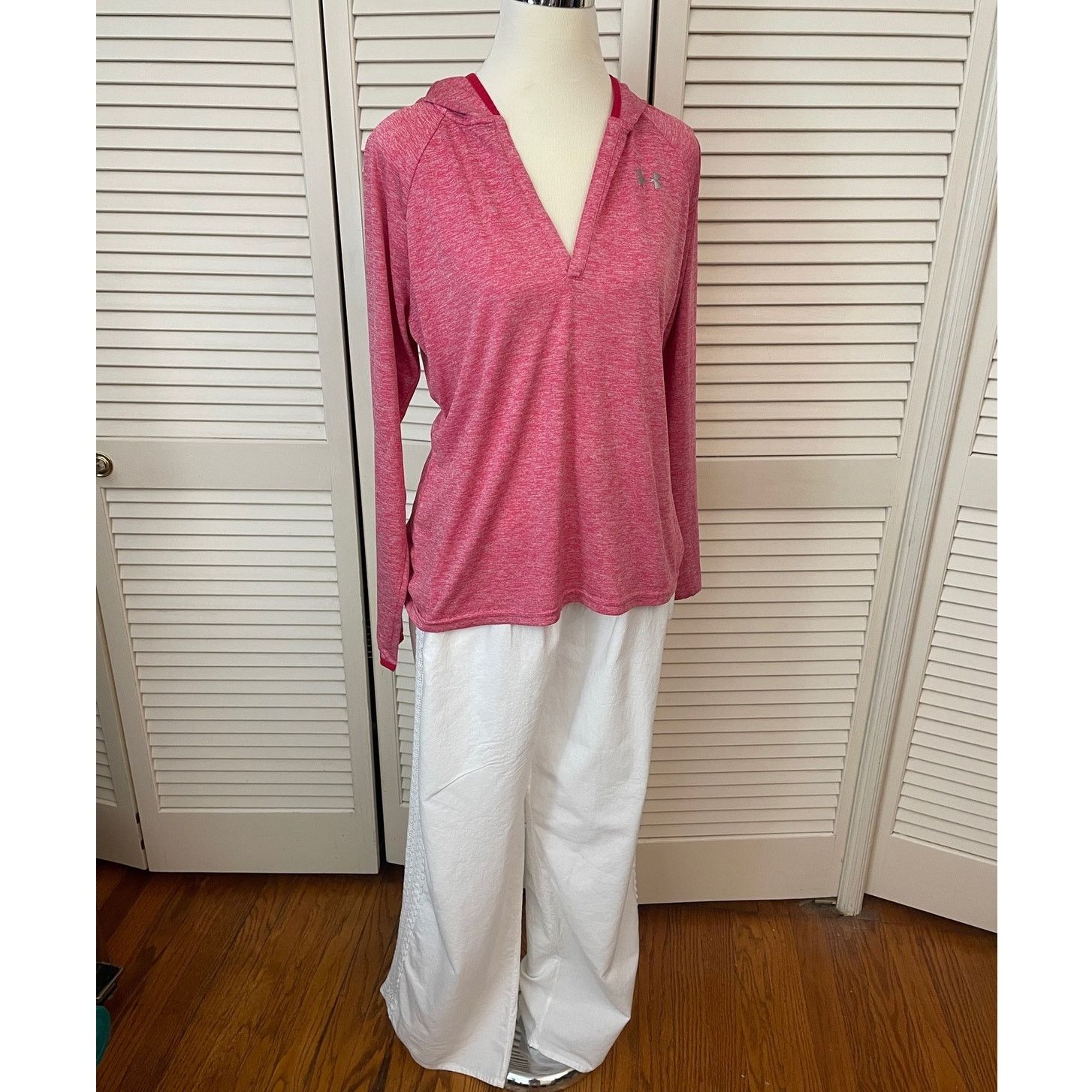 Under Armour UNDER ARMOUR Salmon Pink Lightweight Women's Large GUC Size L / US 10 / IT 46 - 1 Thumbnail