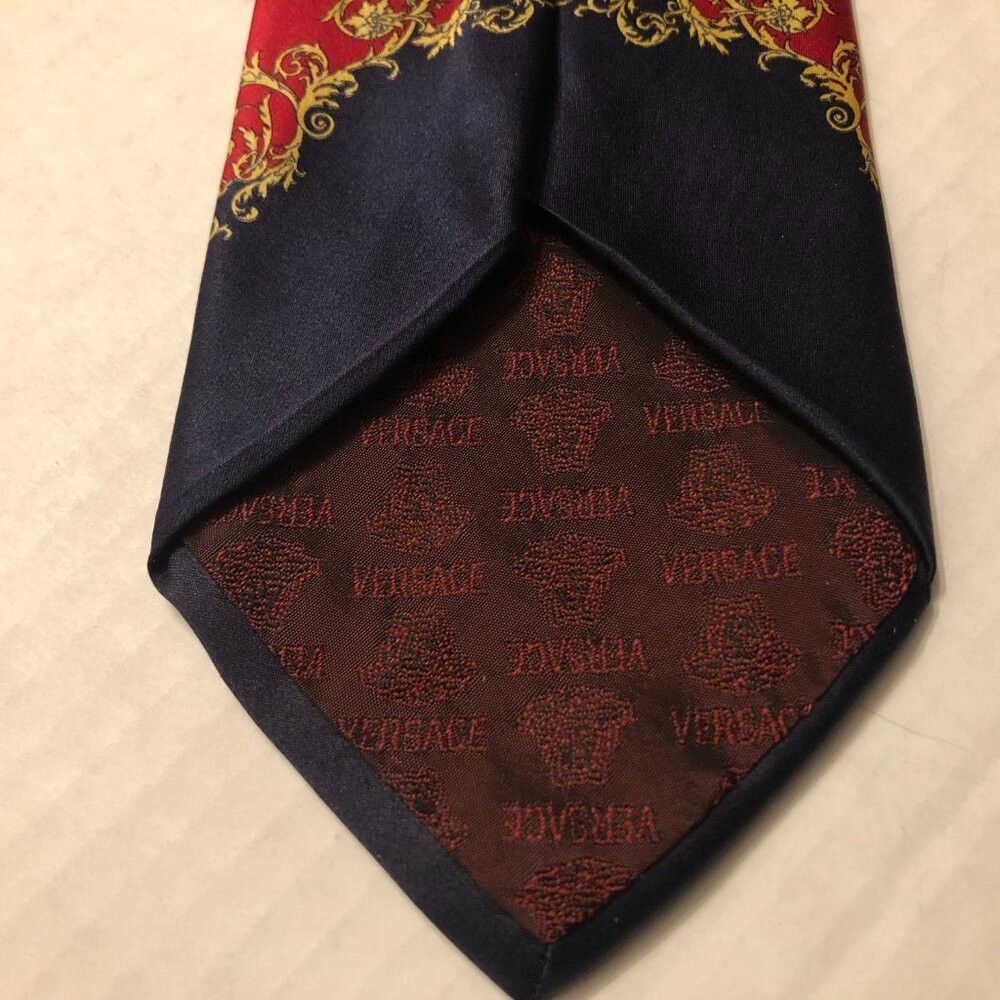 Versace VERSACE MEN'S NAVY 100%SILK TIE 3 5/8" X61 1/2" Size ONE SIZE - 6 Thumbnail