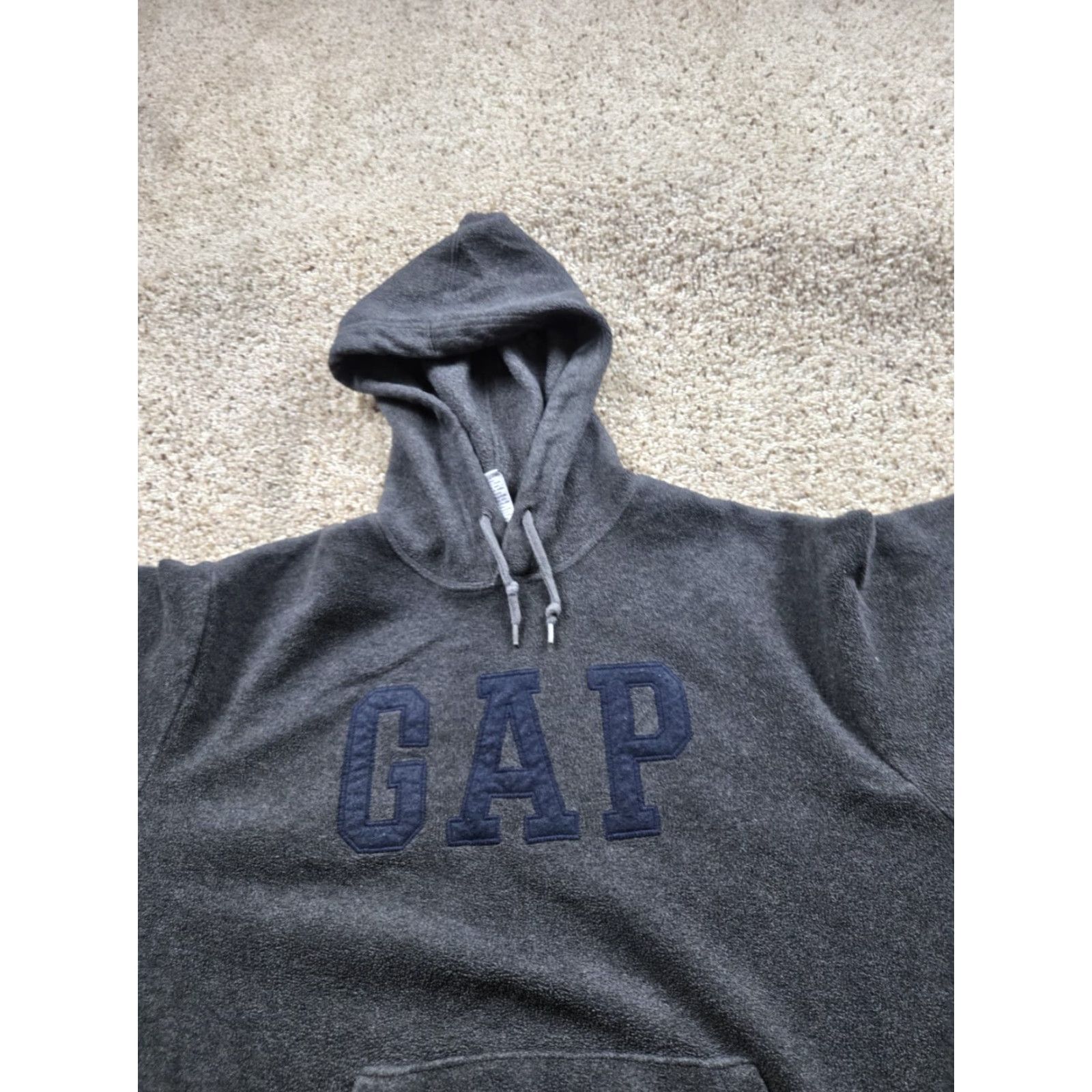 Gap VINTAGE Gap Sweatshirt Mens Small Gray Fleece Crew Neck Pullover 90s Style Long Sleeve Shirt Size S Size US S / EU 44-46 / 1 - 4 Thumbnail