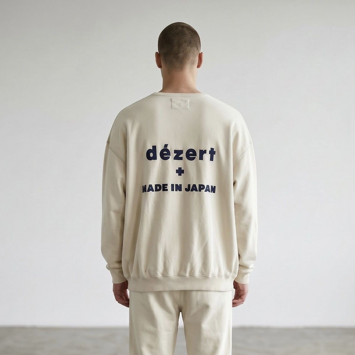 Dezert 🇯🇵 VINTAGE DEZERT EMBROIDERED SPELL OUT SWEATSHIRT Size US L / EU 52-54 / 3 - 1 Thumbnail