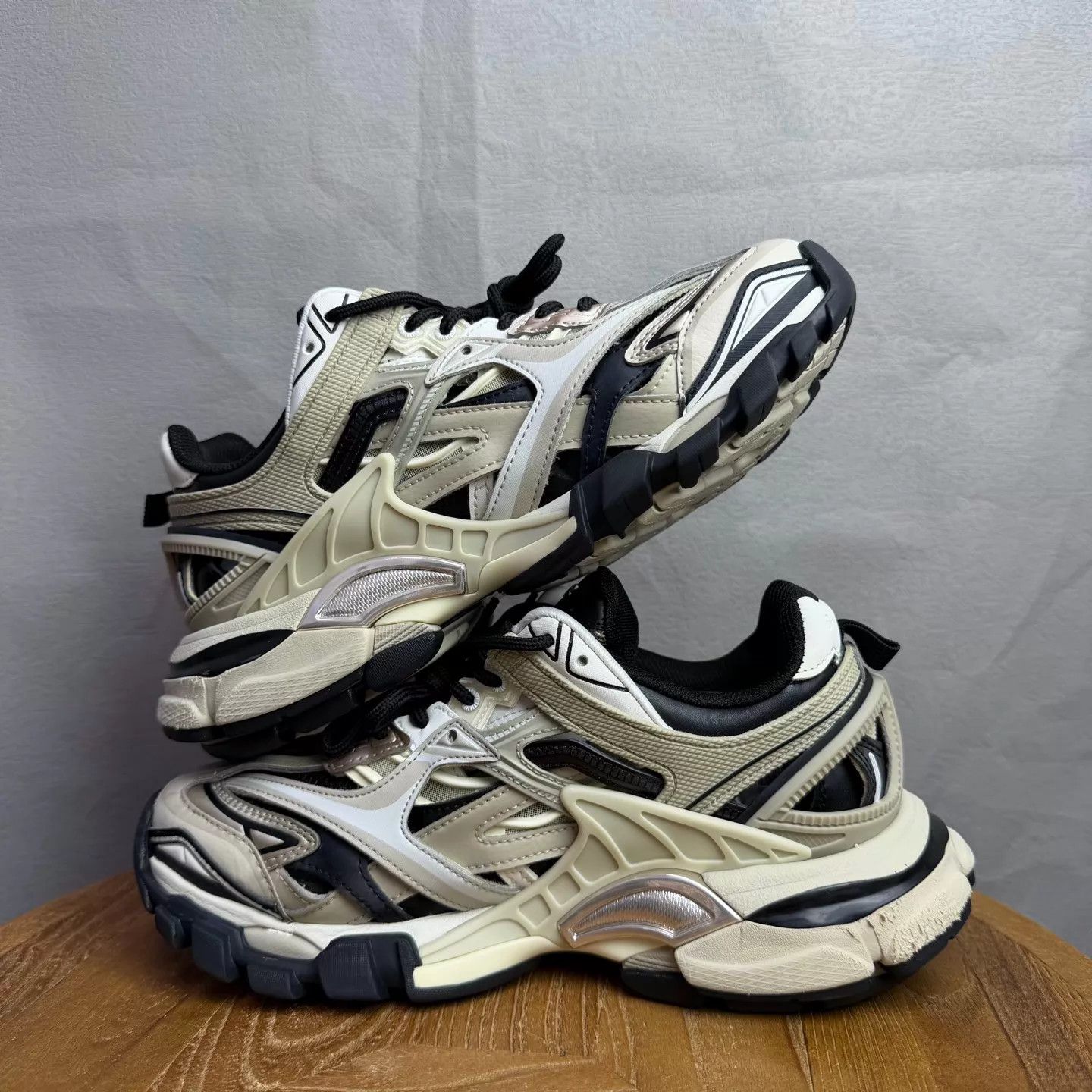 Balenciaga Balenciaga Track 2.0 Black Brown 37 98 New Size US 7 / IT 37 - 3 Thumbnail