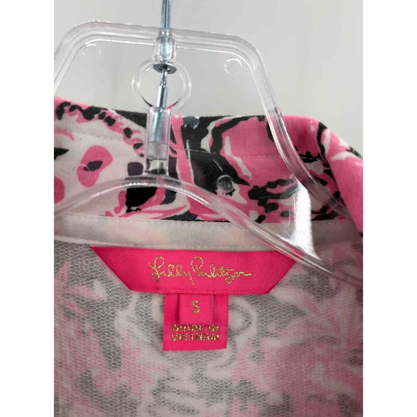Lilly Pulitzer Lilly Pulitzer Pink Size Small Pandas Zip Front Sweatshirt Ladies Size S / US 4 / IT 40 - 2 Thumbnail