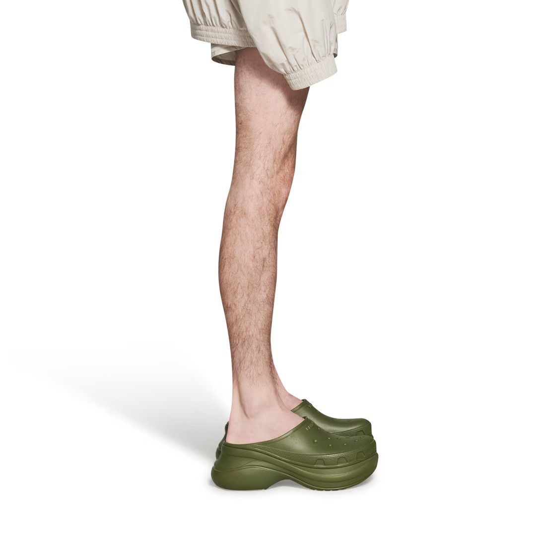 Balenciaga × Crocs o1in1g0225 Crocs™ Mules in Dark Green Size US 10 / EU 43 - 8 Thumbnail