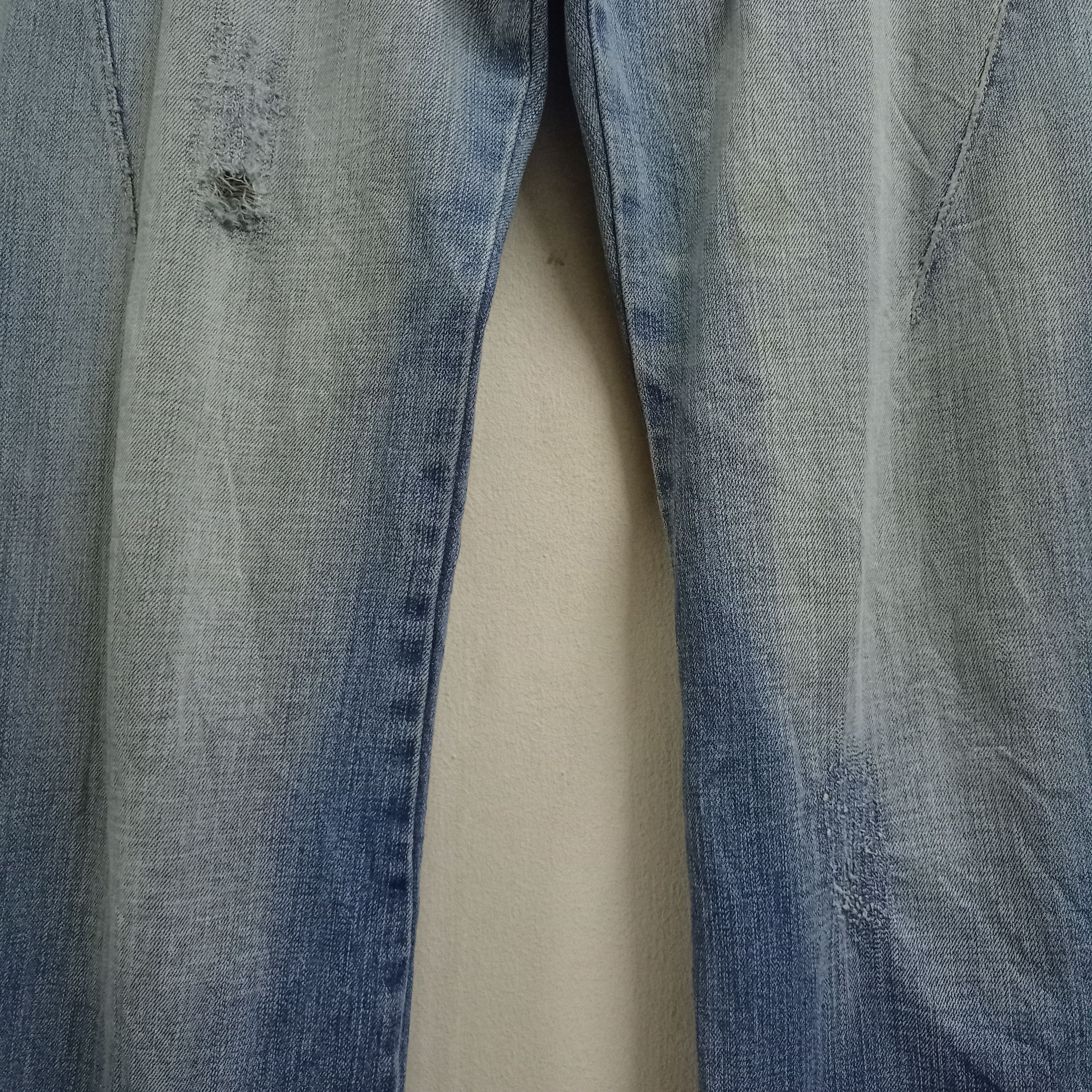 Japanese Brand Vintage Japanese Brand Flared Distressed Bell Bottoms Jeans Size 32" / US 10 / IT 46 - 5 Thumbnail