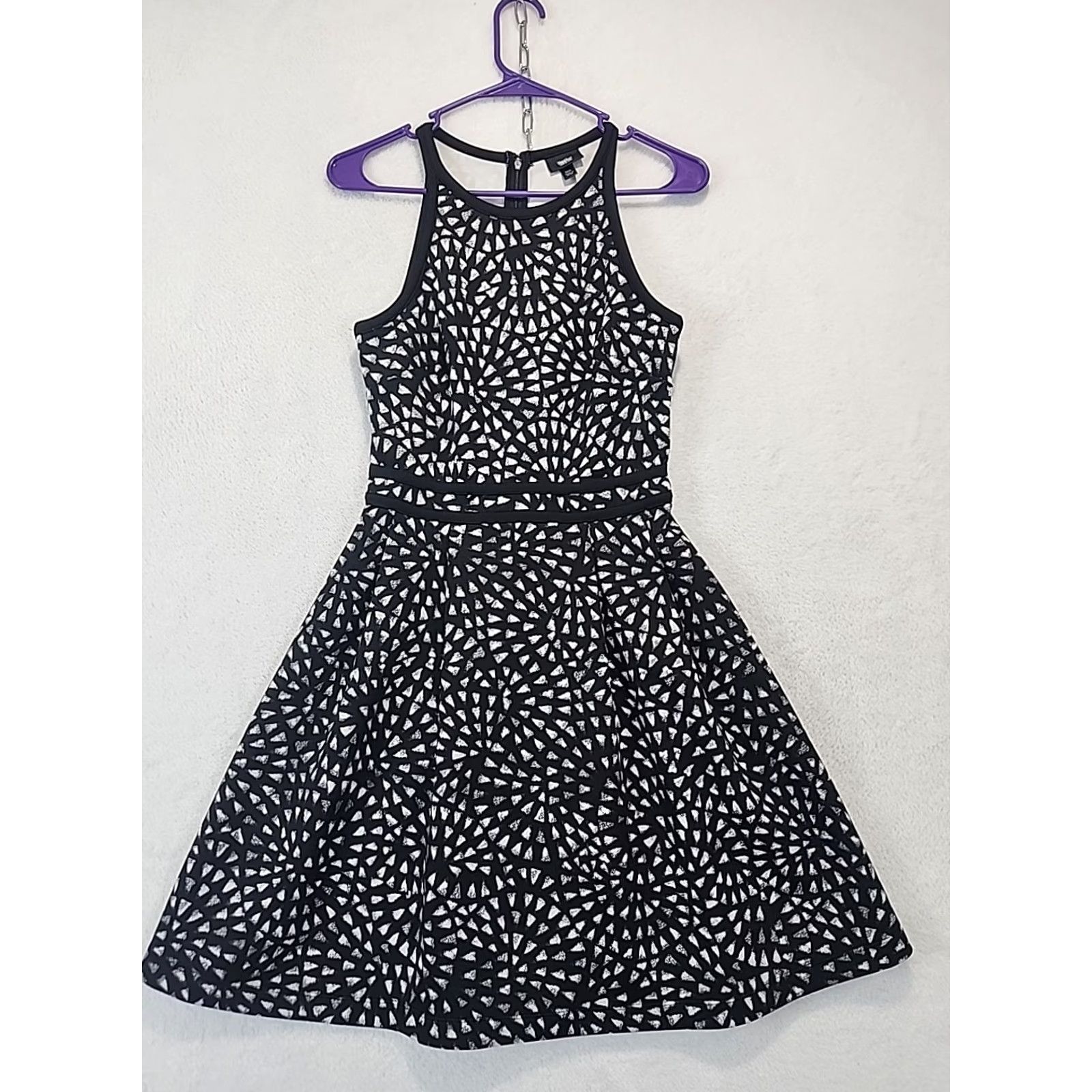 Mossimo Mossimo Geometric Print A-line Mini Dress Black White Women's XS Sleeveless Round Neck Zip Glitter Lined Casual Office Party/Cocktail Vintage No Size XS / US 0-2 / IT 36-38 - 4 Thumbnail