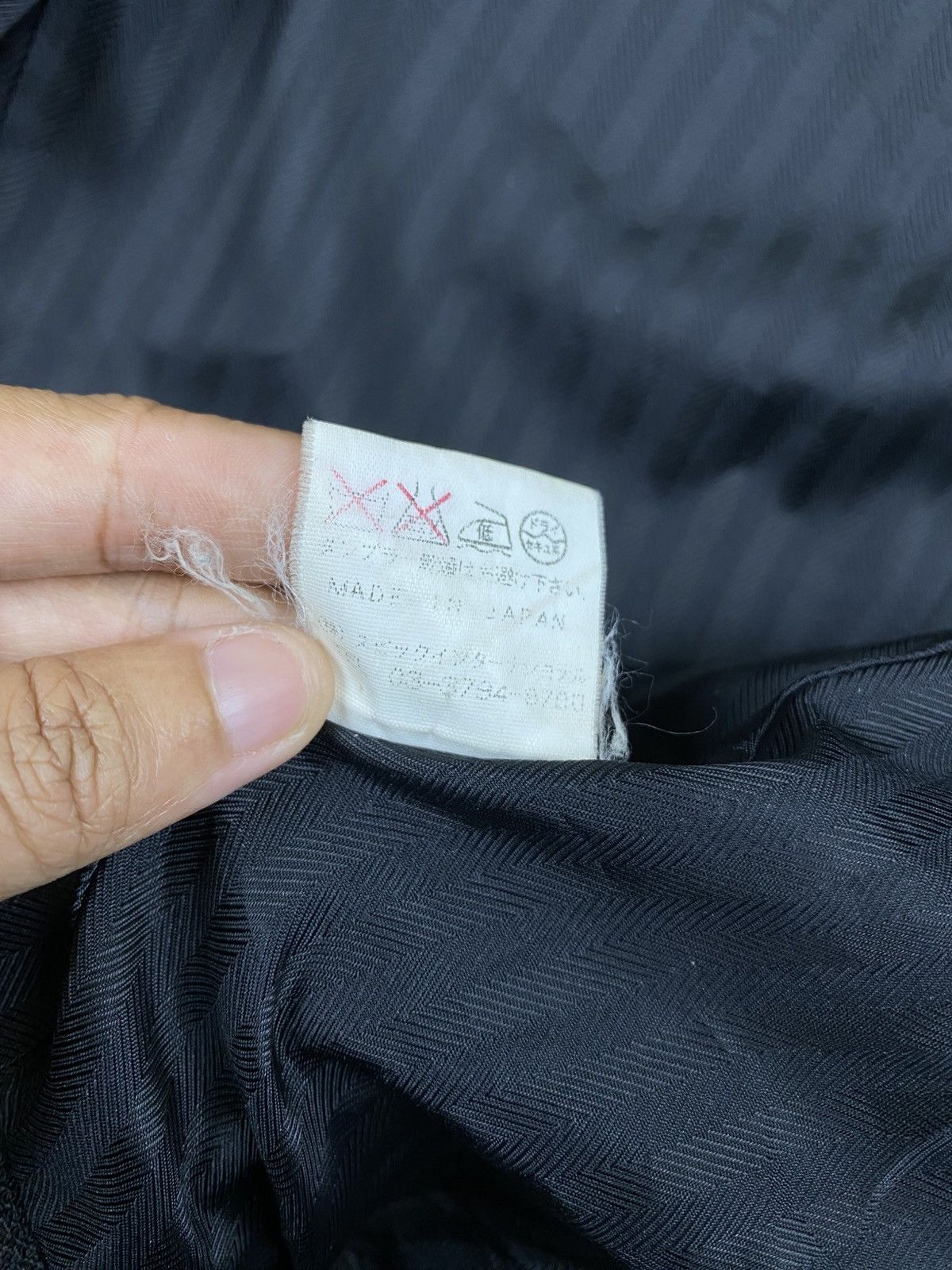 Japanese Brand Vintage High Street Casual Black Zipper Jacket Size US S / EU 44-46 / 1 - 11 Thumbnail