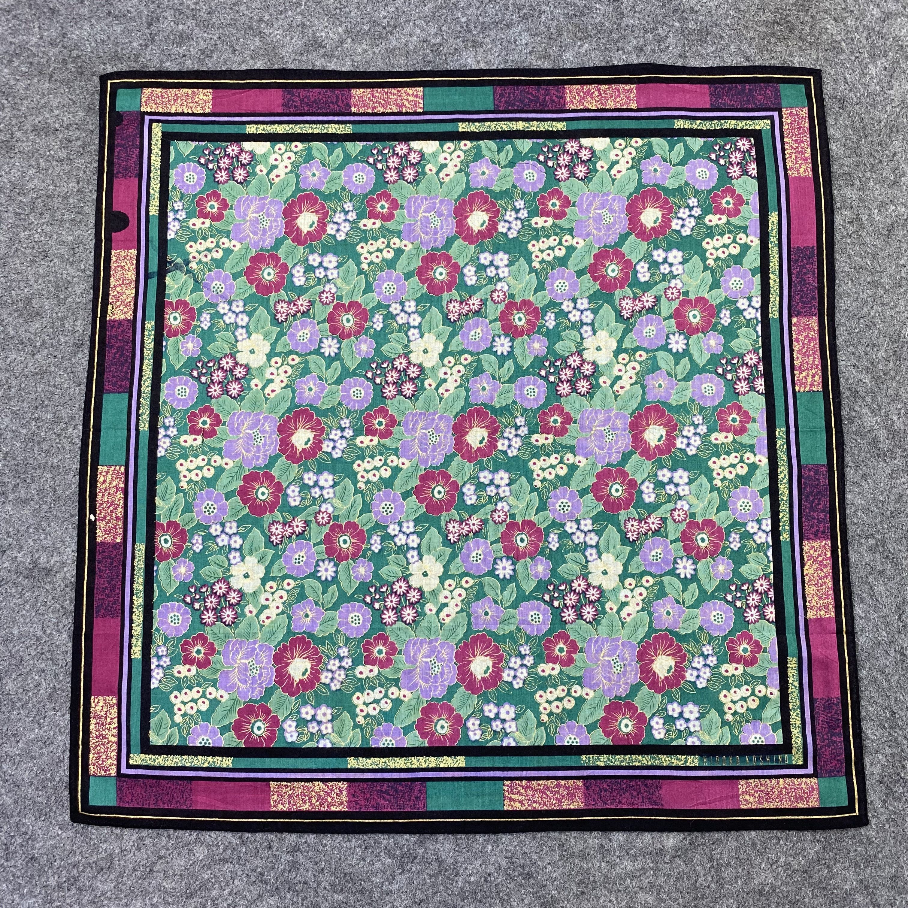 Japanese Brand Hiroko Koshino Handkerchief / Bandana / Neckerchief-B2137 Size ONE SIZE - 3 Thumbnail