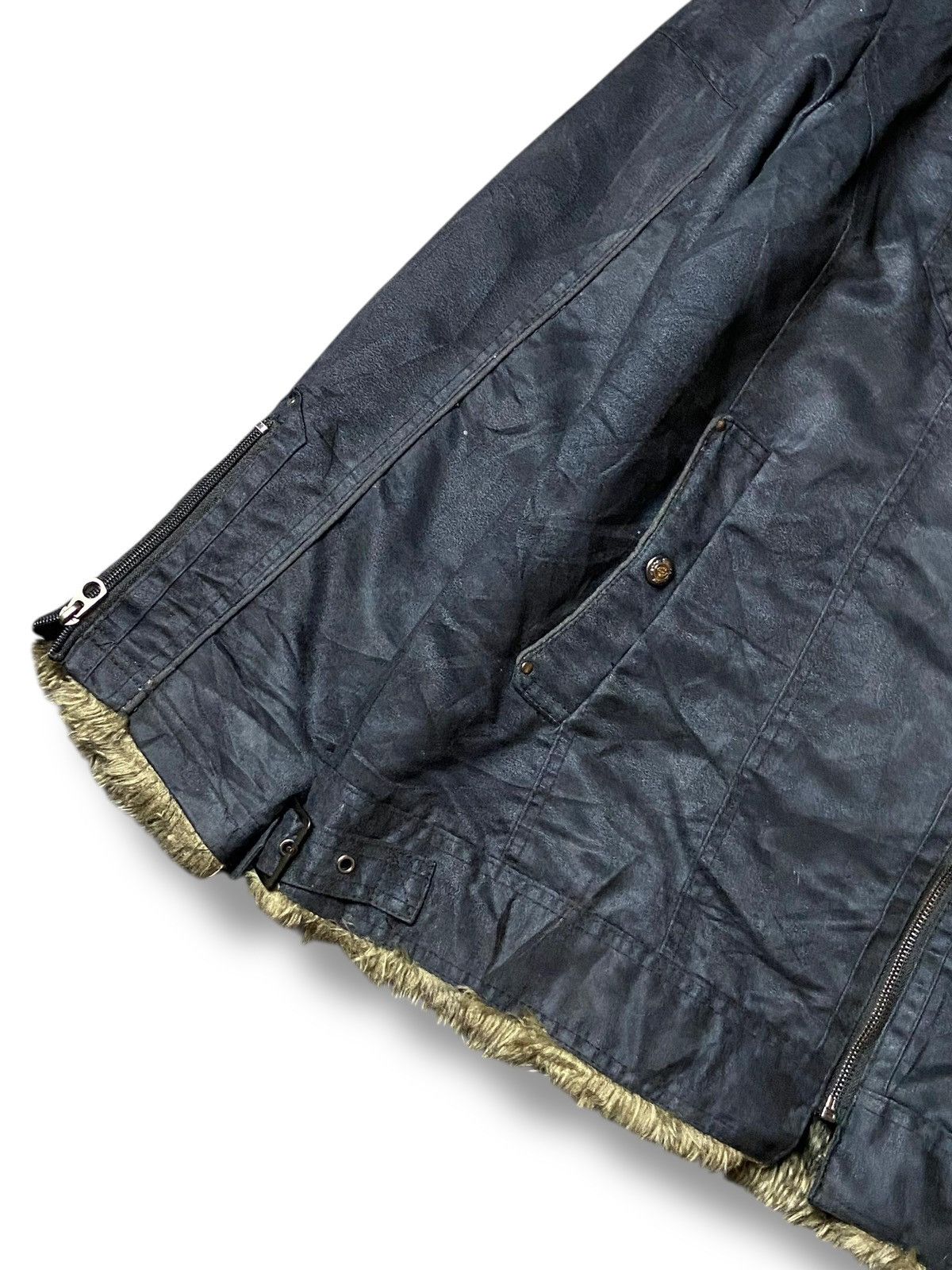 Vintage Diagonal Arrow Leather Suede Fur Collared Jacket (121) Size US L / EU 52-54 / 3 - 6 Thumbnail