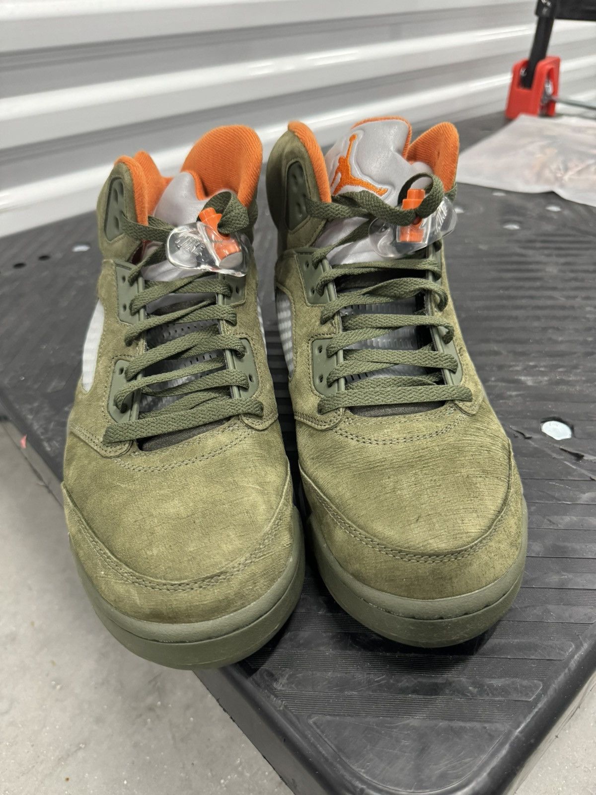 Jordan Brand Used Jordan 5 “Olive” Size 10 Size US 10 / EU 43 - 5 Thumbnail