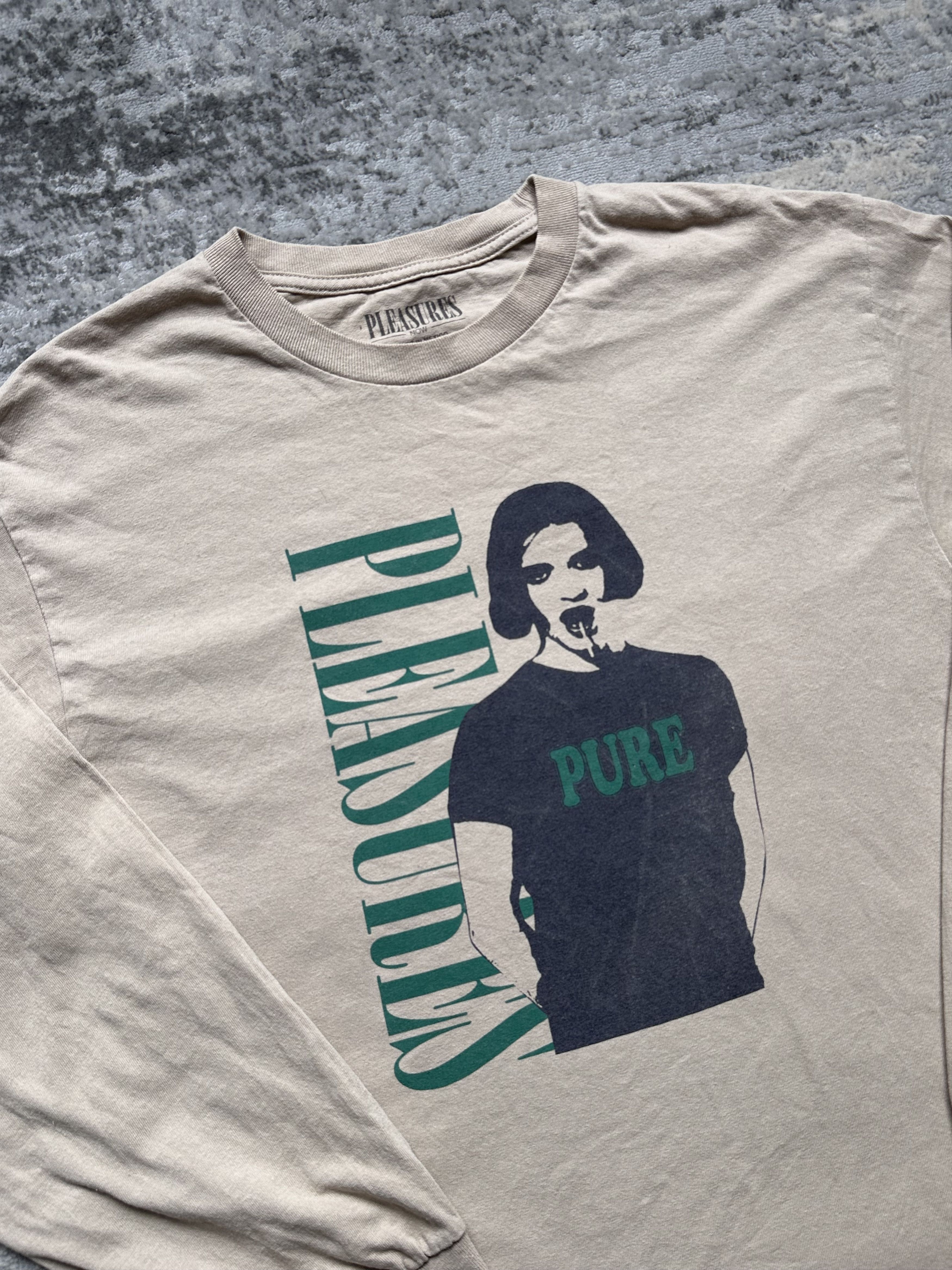 Pleasures Pleasures Pure long sleeve Size US L / EU 52-54 / 3 - 4 Thumbnail