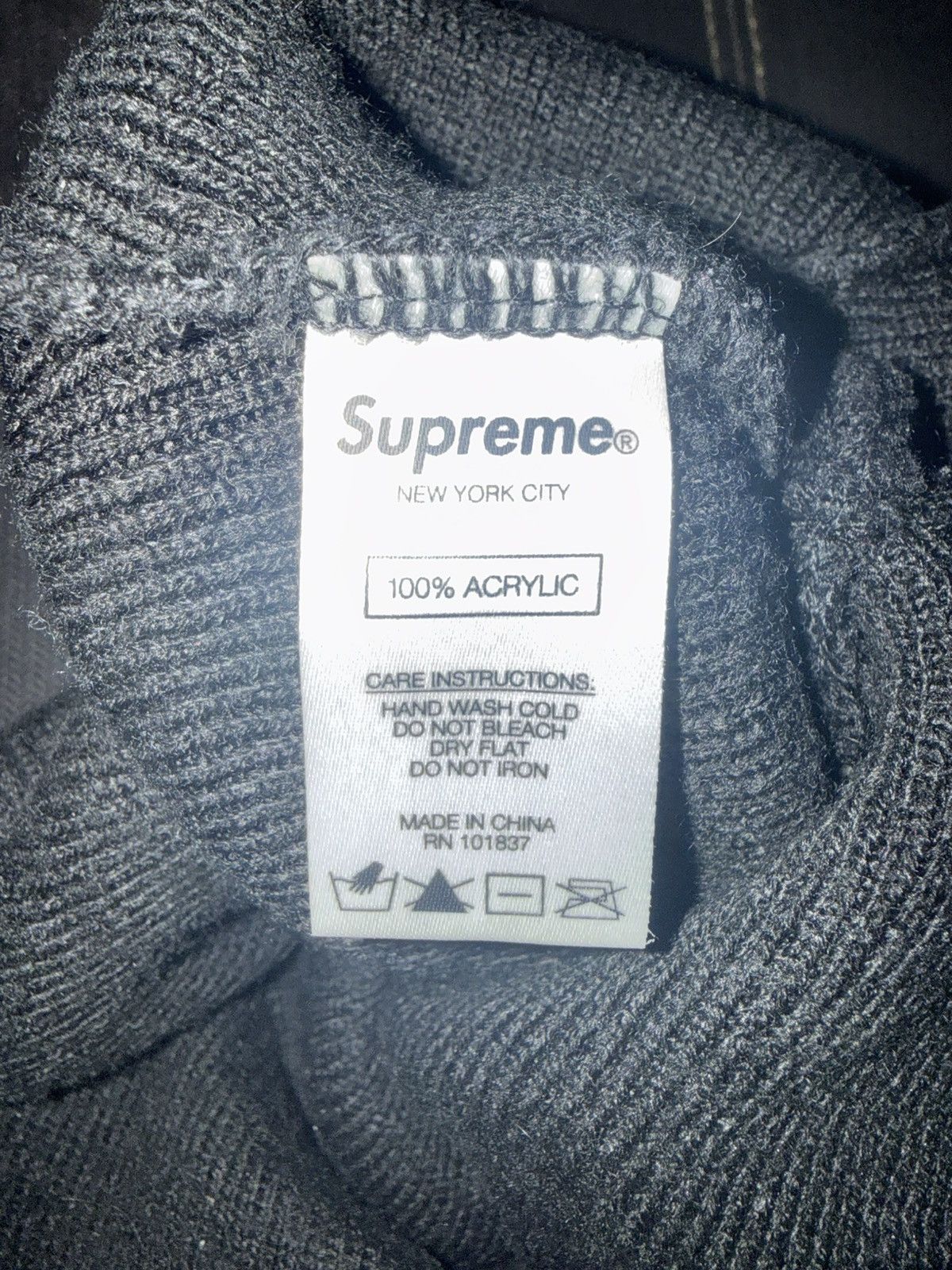 Supreme Supreme Old English Rhinestone Beanie Size ONE SIZE - 3 Thumbnail
