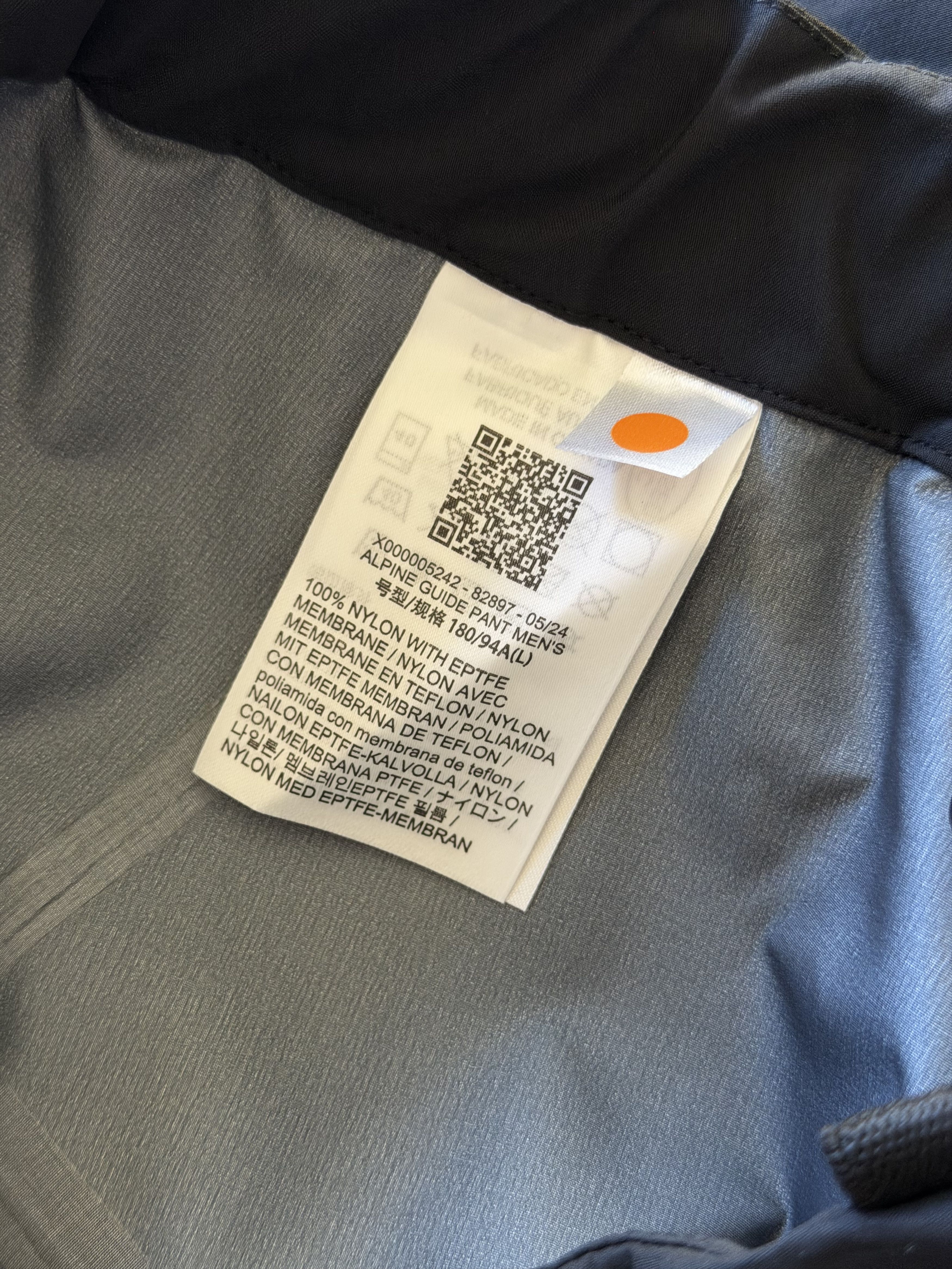 Arc'teryx Arc'Teryx Pro Alpine Guide Pants in Black Size US 34 / EU 50 - 9 Thumbnail