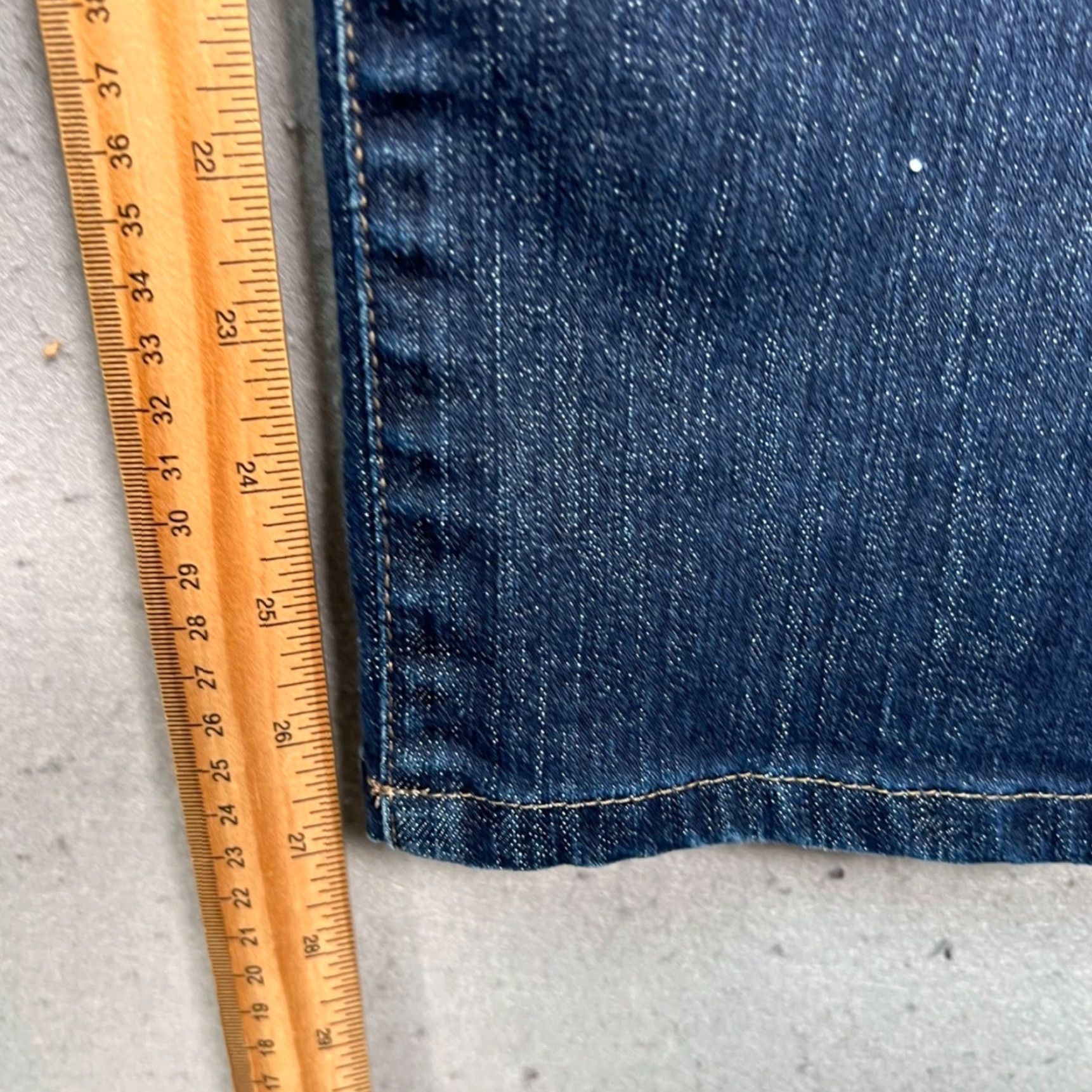 Uniqlo Uniqlo Mens Size 30 x 28 Dark Blue Slim Fit Stretch Denim Jeans Size US 30 / EU 46 - 7 Thumbnail