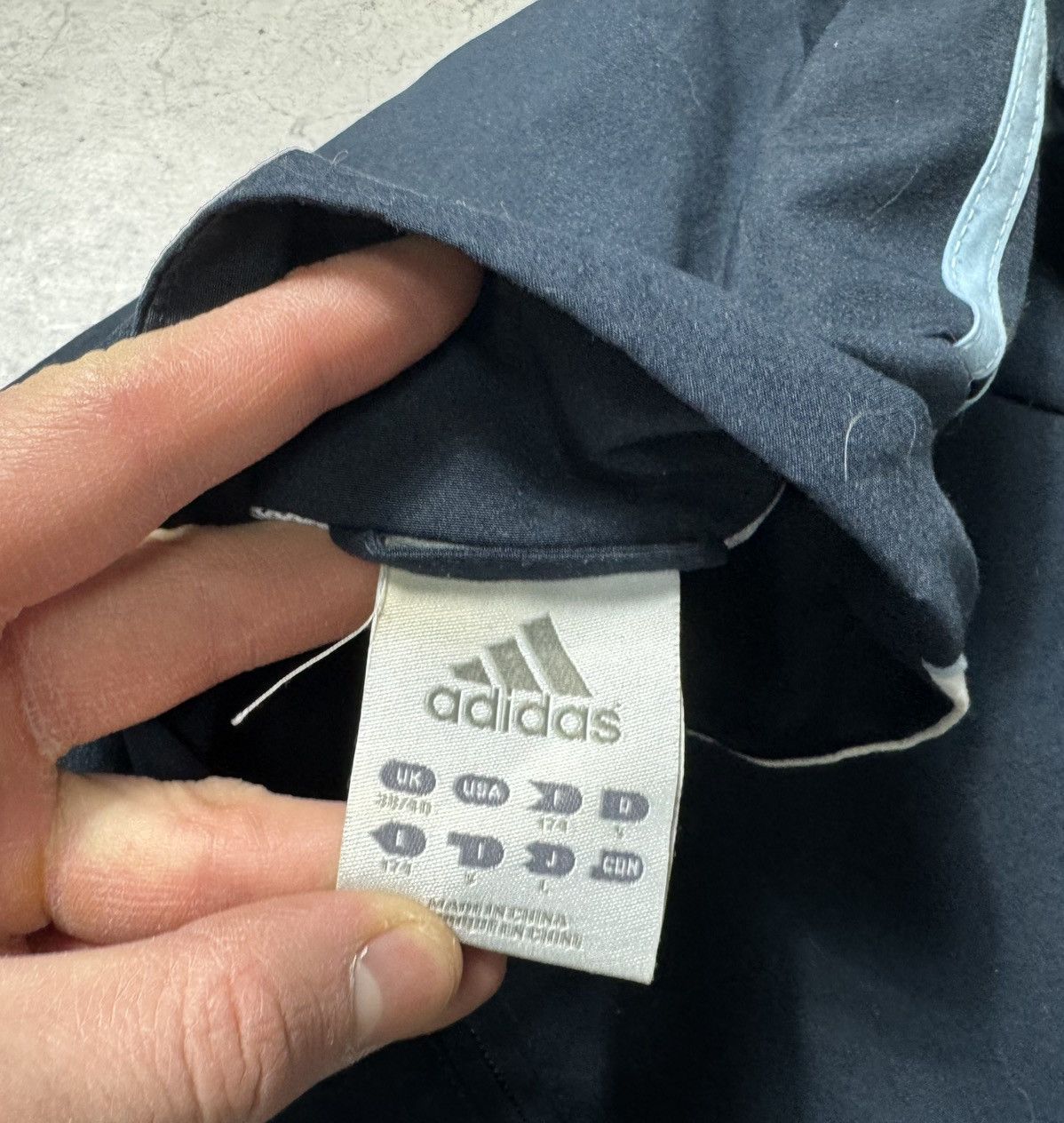 Adidas Adidas FC Real Madrid Full Zip Nylon Light Jacket Football Size US S / EU 44-46 / 1 - 5 Thumbnail