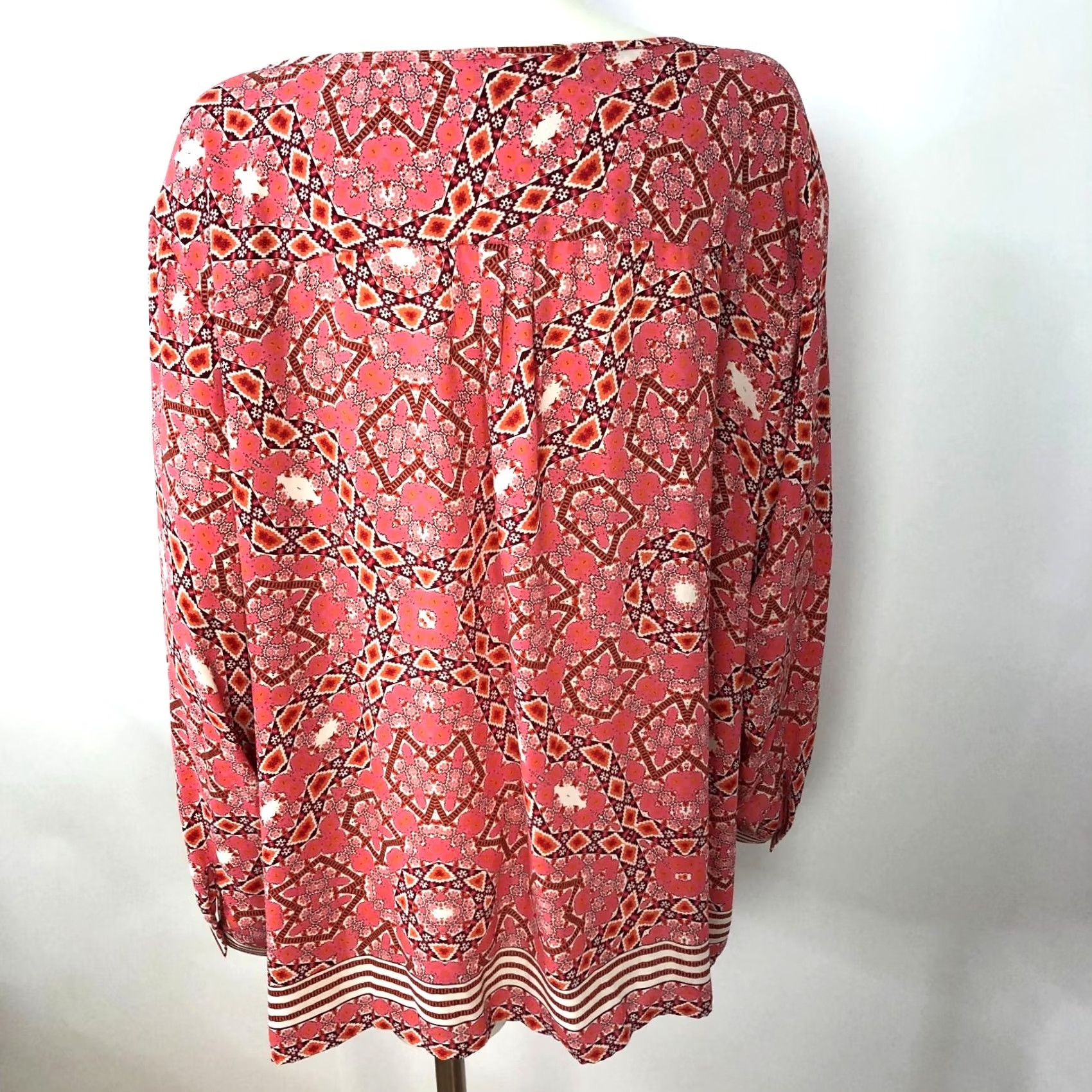 Talbots Talbots Plus 3X All Over Print Polyester Button Long Sleeve Shirt Orange Pink Womens Blouse Geometric Round Neck Casual Size XXL / US 16-18 / IT 52-54 - 3 Thumbnail