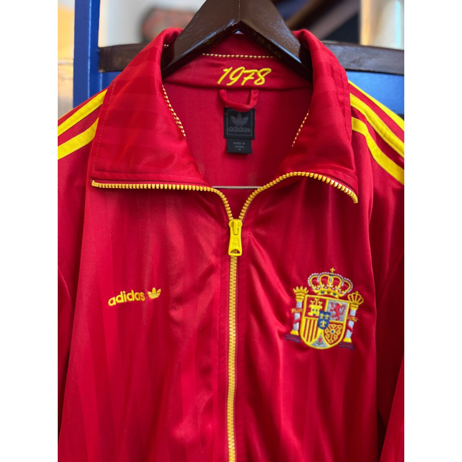 Adidas Adidas España Red Track Jacket Size L (1978 Collection) Size US L / EU 52-54 / 3 - 3 Thumbnail
