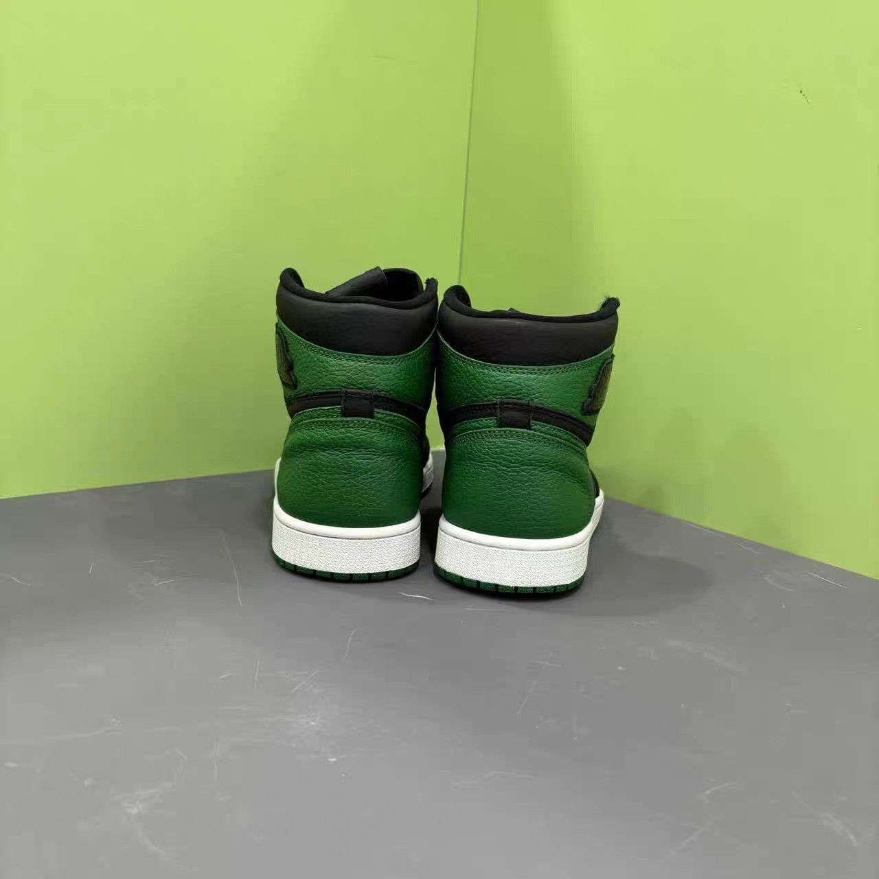 Jordan Brand Air Jordan 1 Sneakers K15 Size US 10 / EU 43 - 4 Thumbnail