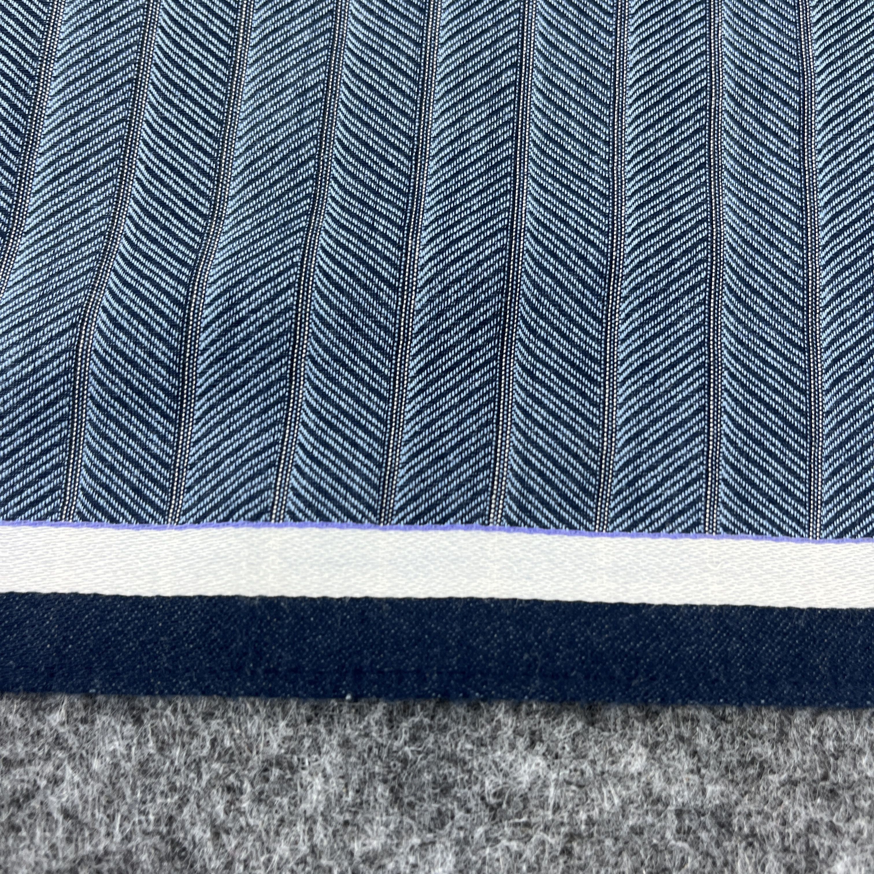Pierre Balmain Pierre Balmain Handkerchief / Bandana / Neckerchief B614 Size ONE SIZE - 6 Thumbnail