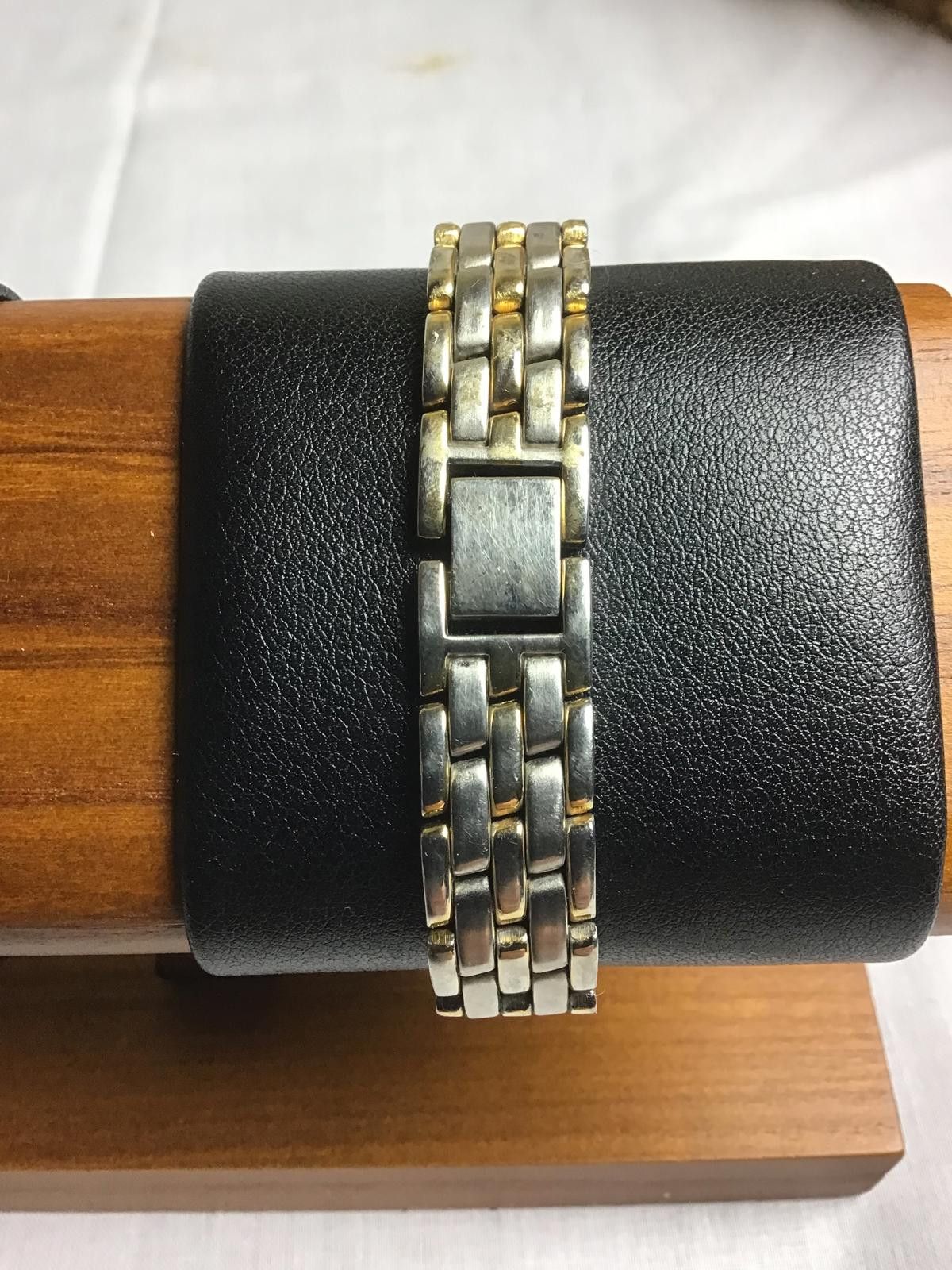 Other Gloria Vanderbilt Two-Tone Water Resistant Wrist Watch Size ONE SIZE - 4 Thumbnail