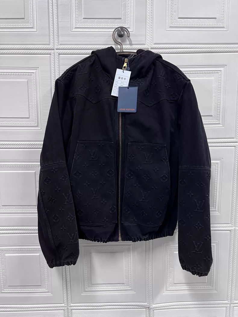 Louis Vuitton Louis Vuitton Logging Embossed Logo Jacket Size US M / EU 48-50 / 2 - 1 Thumbnail