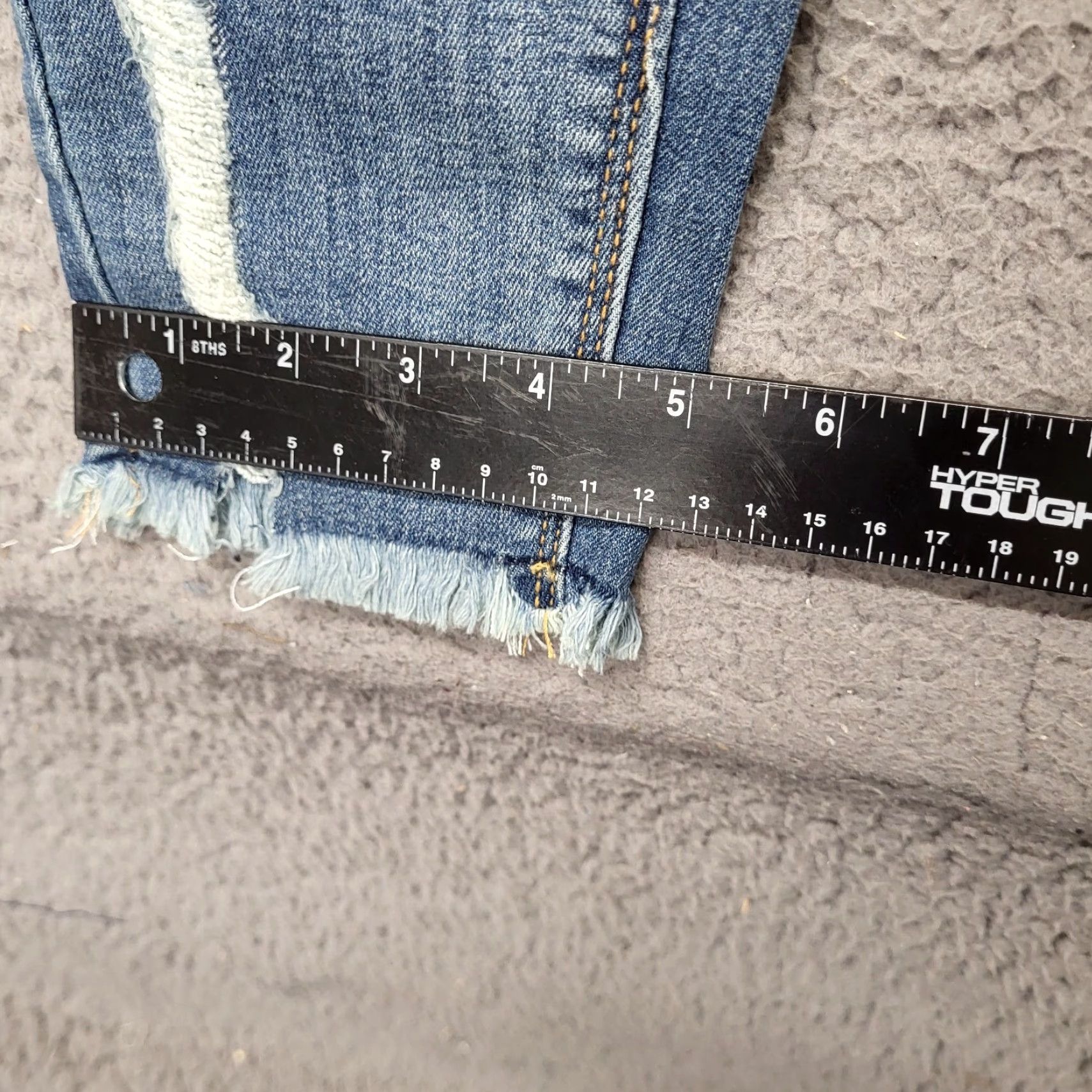 Vintage Indigo Rein Jeans Women's 13/30 Med Blue Wash Distressed High Rise Crop 5-Pocket Jeans Slim Boys/Girls Men? Size 34" / US 12 / IT 48 - 7 Thumbnail