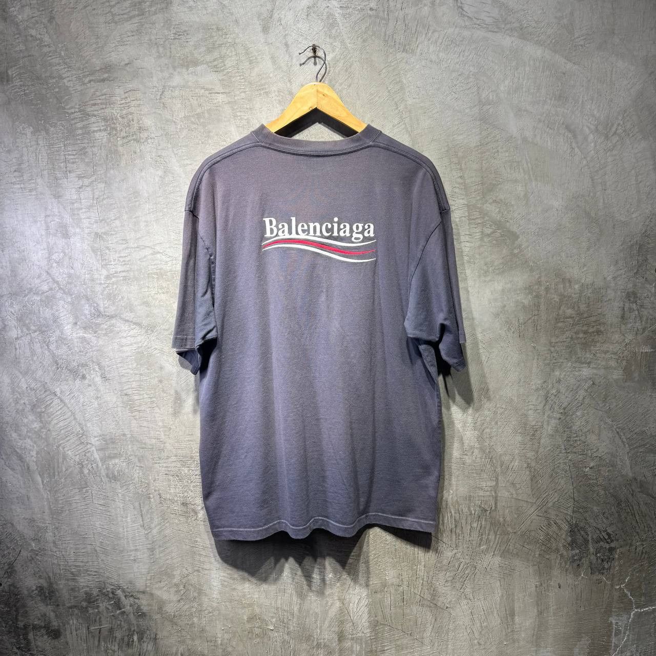 Balenciaga Balenciaga Campaign Embroidered tee Size US XL / EU 56 / 4 - 1 Thumbnail