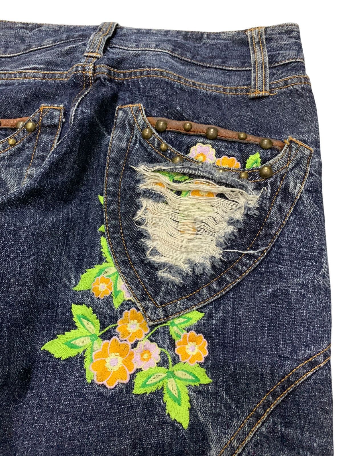 If Six Was Nine × Tornado Mart Azul Pure Japan Flared Geometrical Studded Craft Denim Pants Size US 30 / EU 46 - 16 Thumbnail