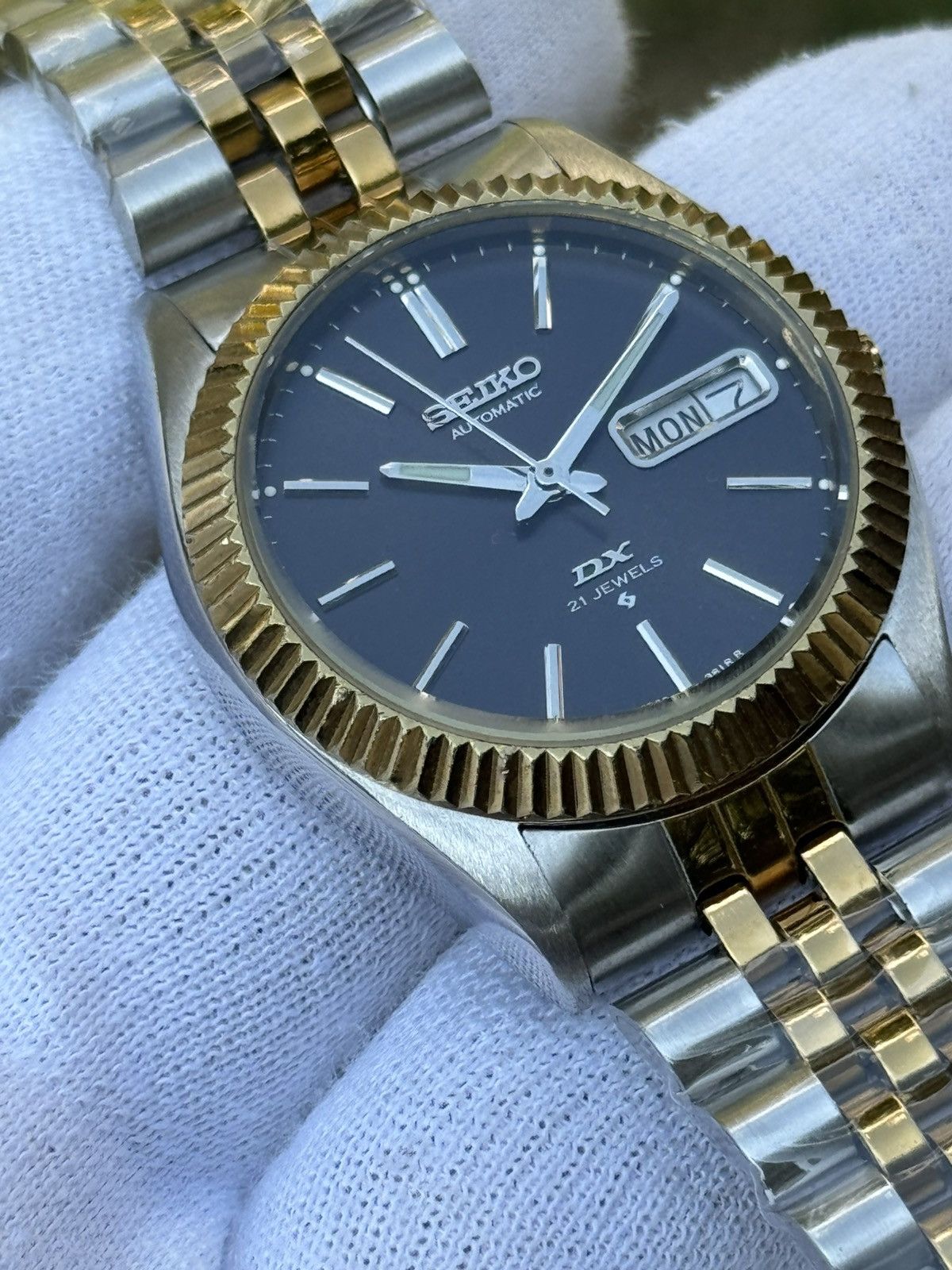 Seiko Seiko 5 DX Fluted Bezel Automatic 6309 Japanese mens Watch Size 36 - 2 Thumbnail
