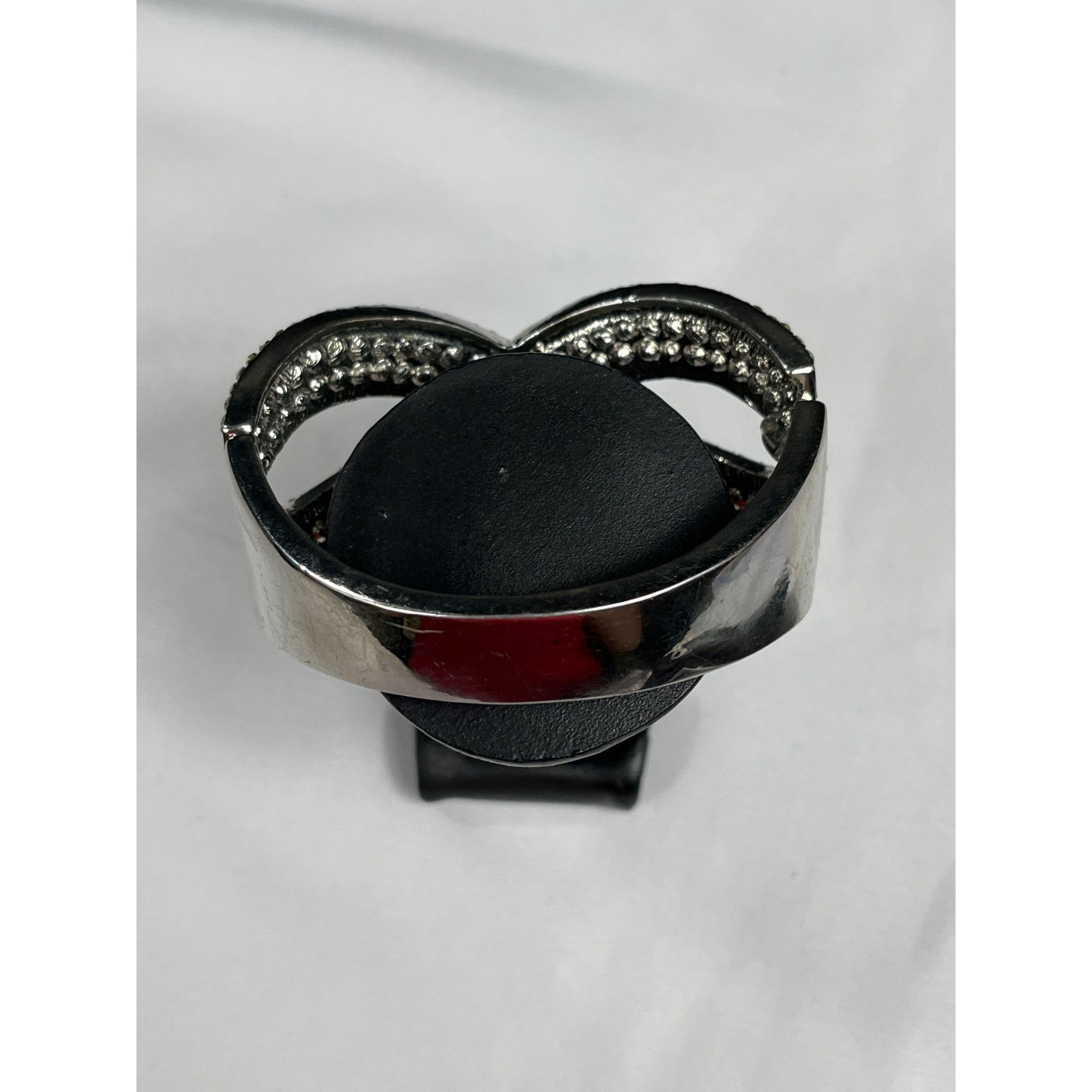 Other Silver Tone SKU 002 and 036 Rhinestone Infinity Bracelet V Size ONE SIZE - 6 Thumbnail